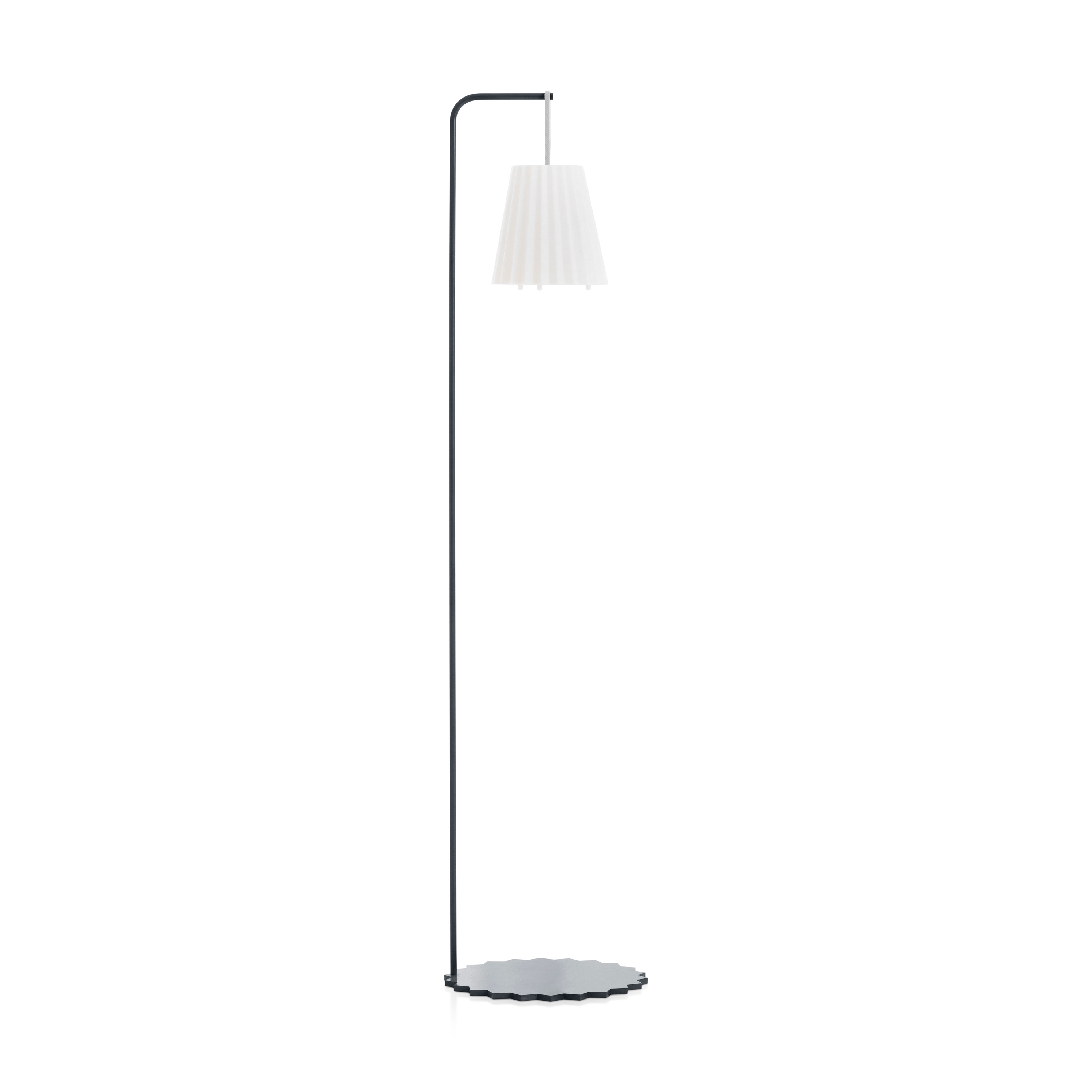 Plisy Floor Lamp
