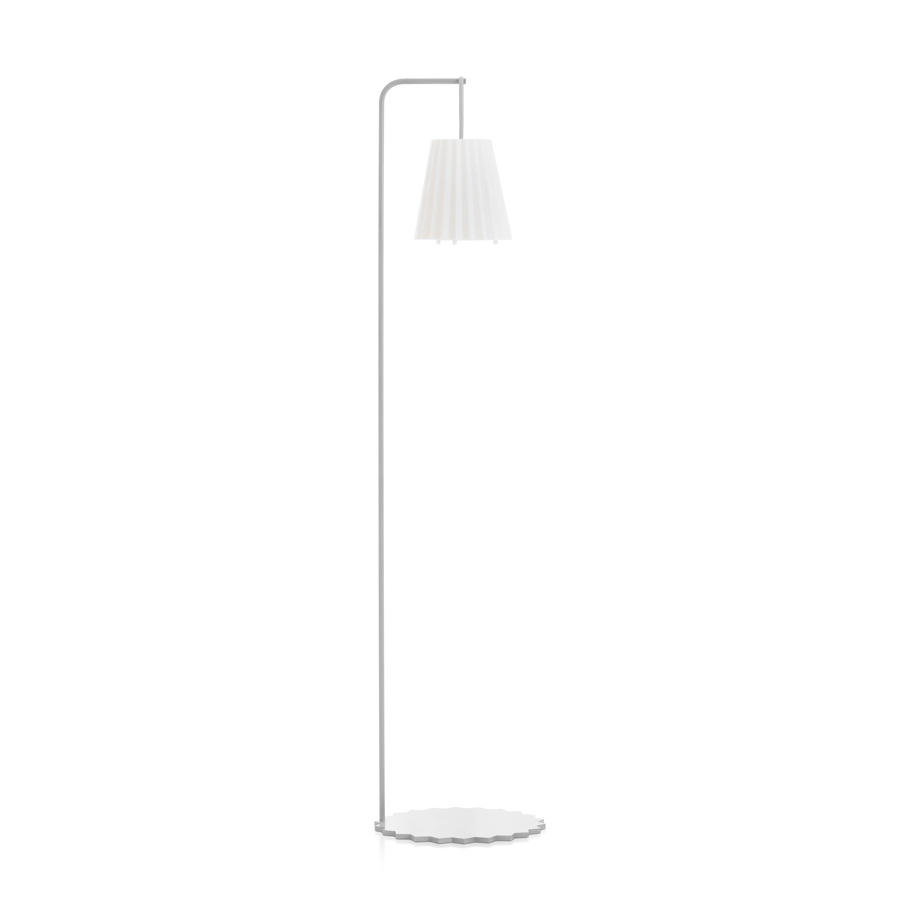 Plisy Floor Lamp