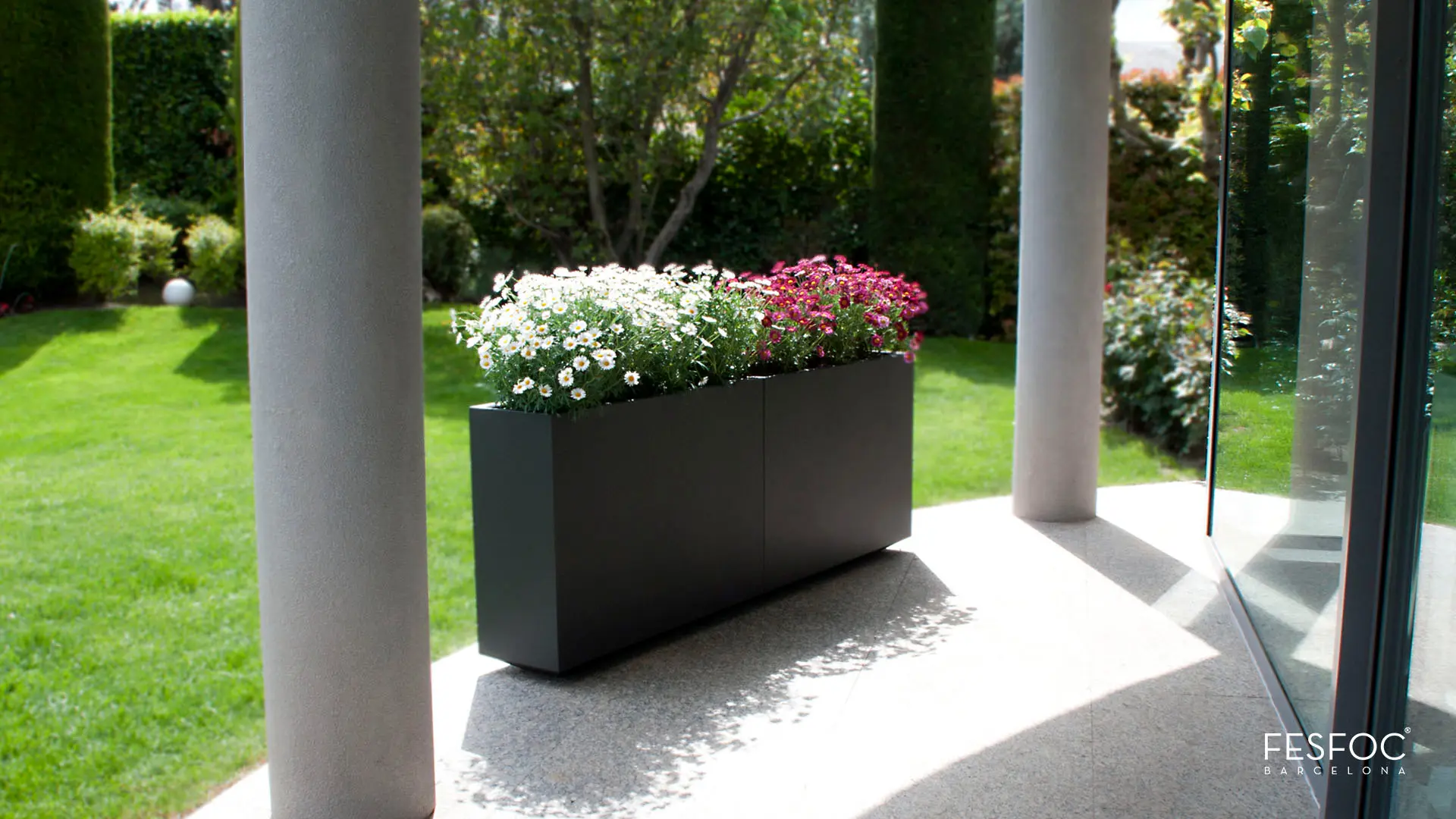 Fesfoc - JARDINERA WALL