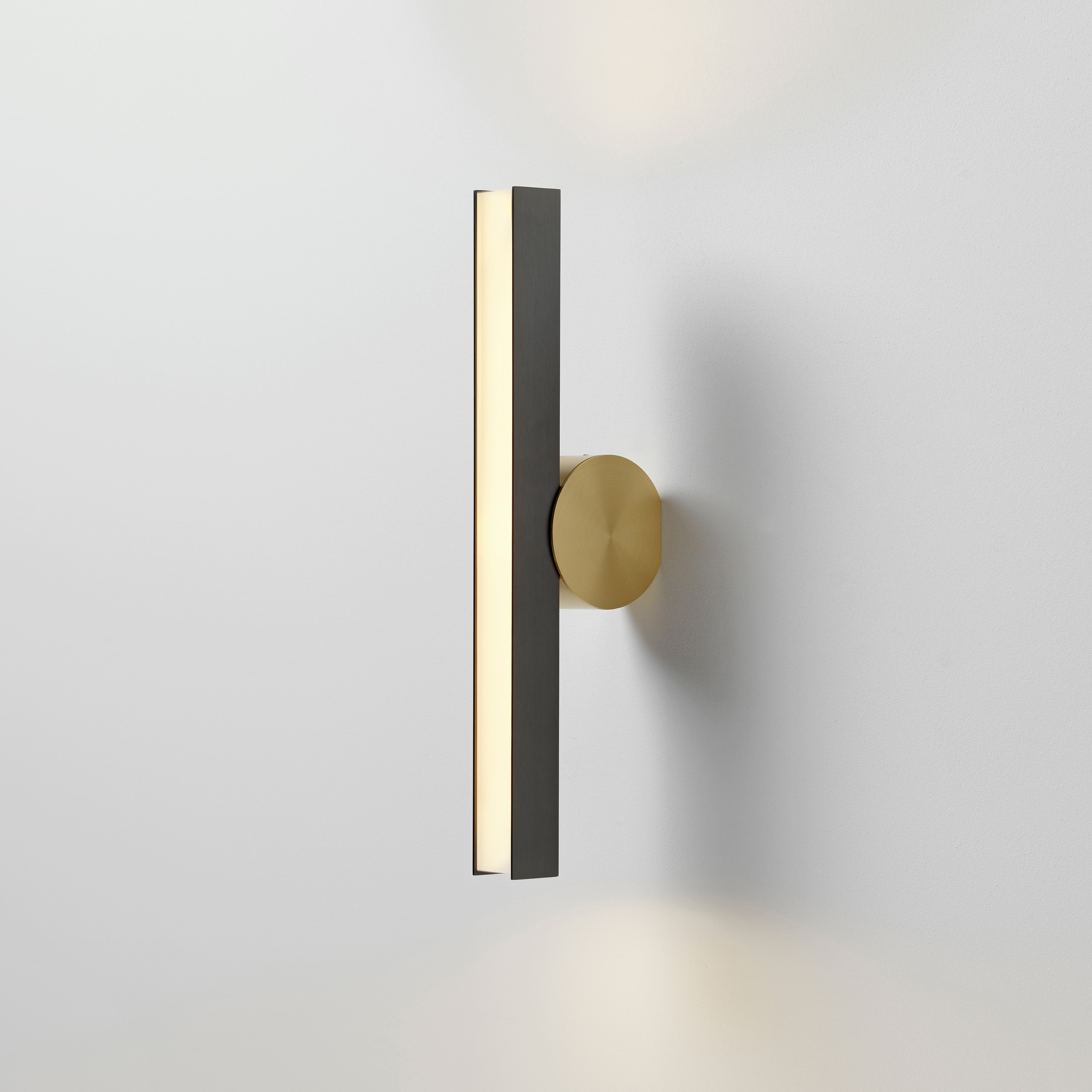 Display product Calée V2 app from manufacturer CVL Luminaires