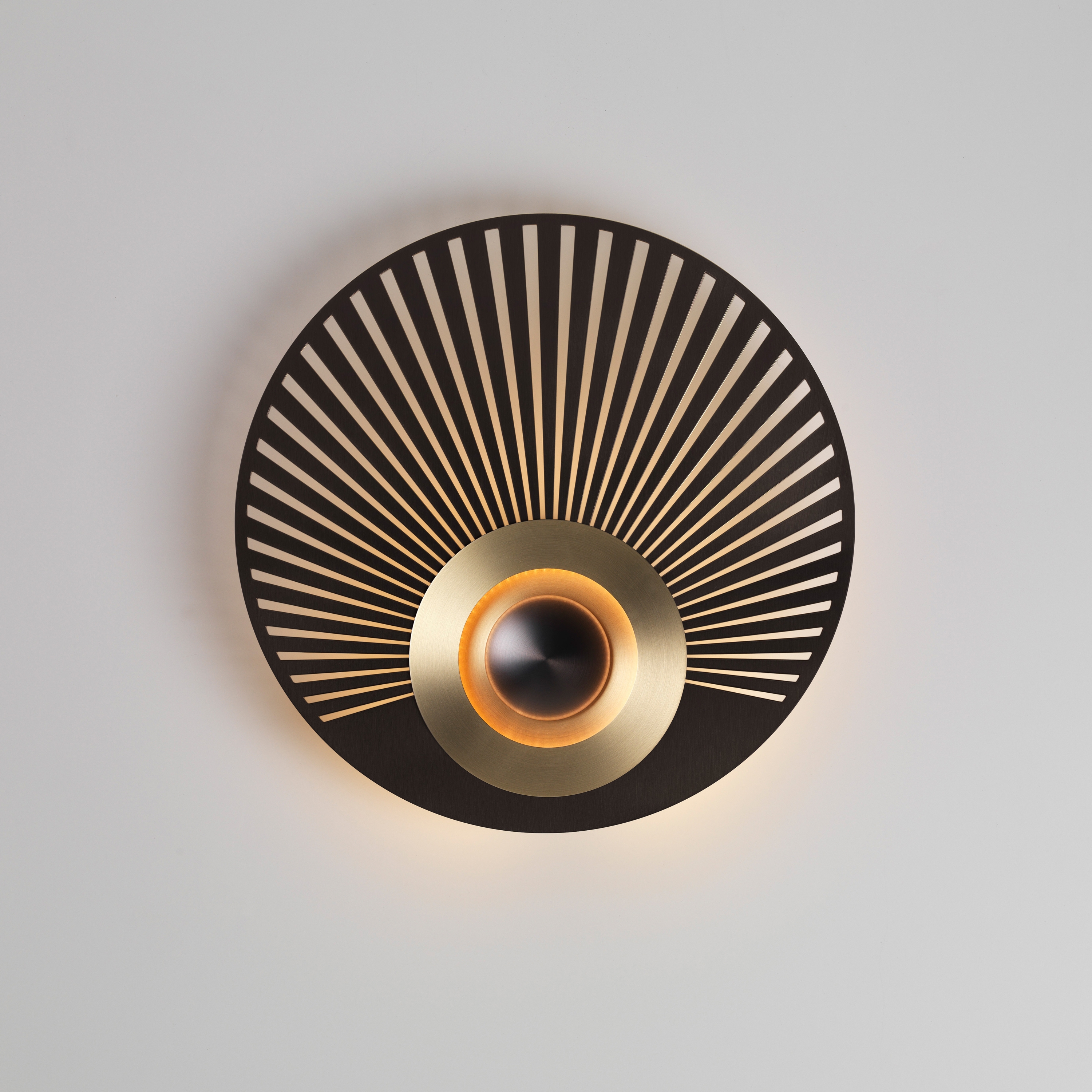 Produkt Radian 350 des Herstellers CVL Luminaires anzeigen
