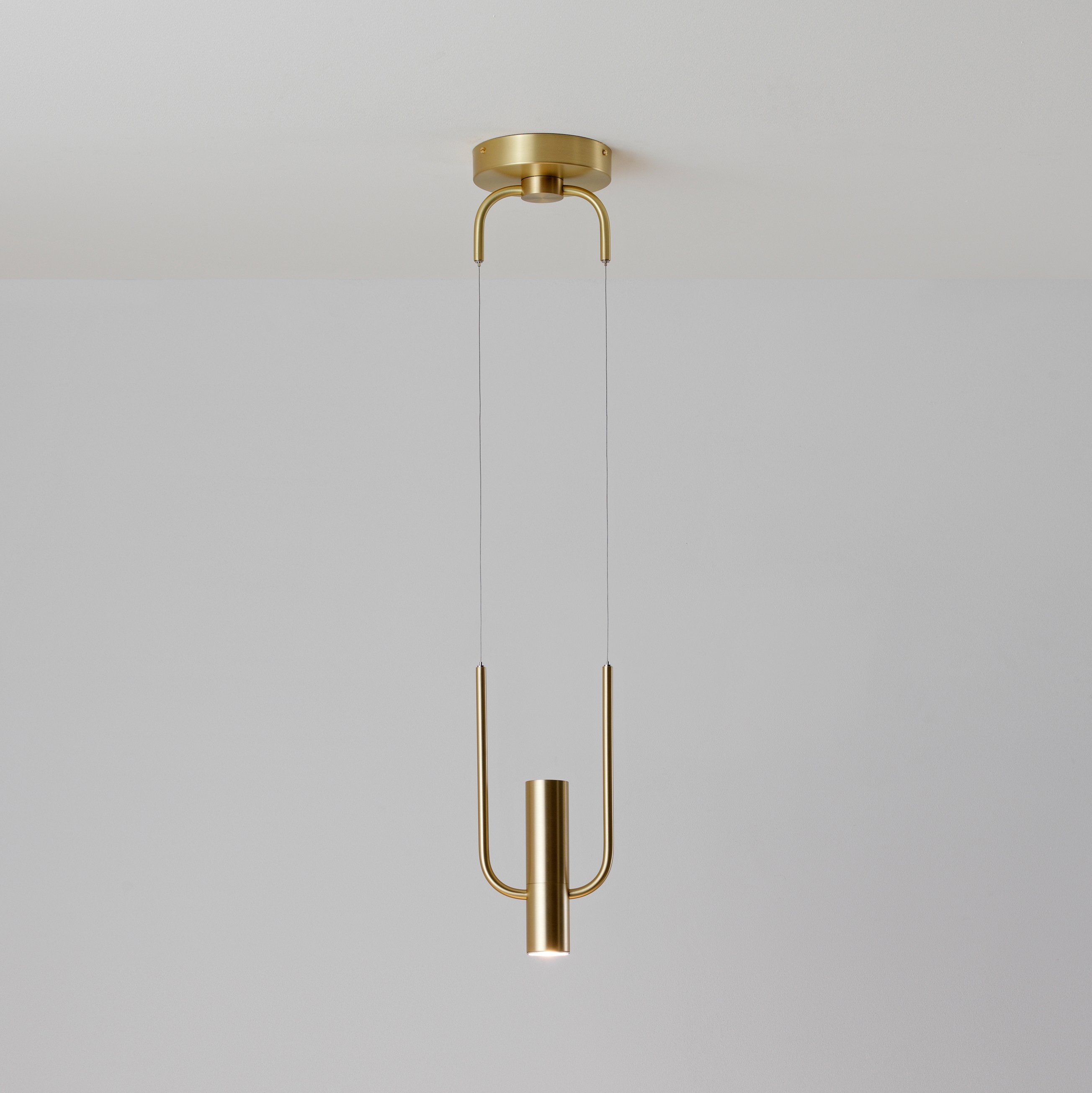 Mostra il prodotto Storm Su del produttore CVL Luminaires
