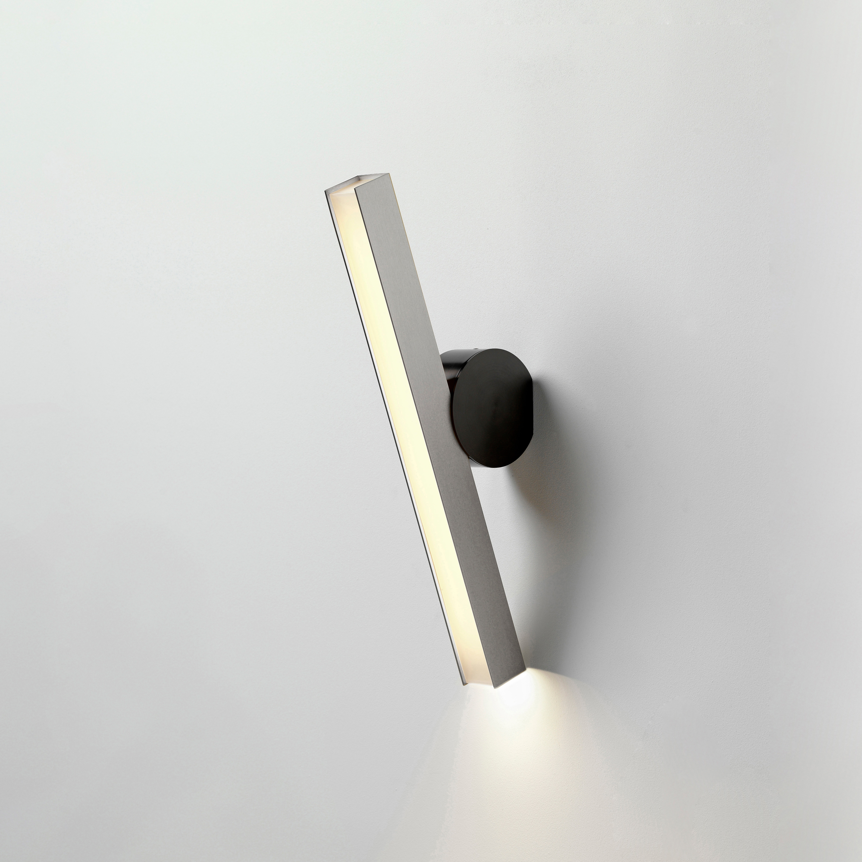 Display product Calée | IpCalée VF App from manufacturer CVL Luminaires