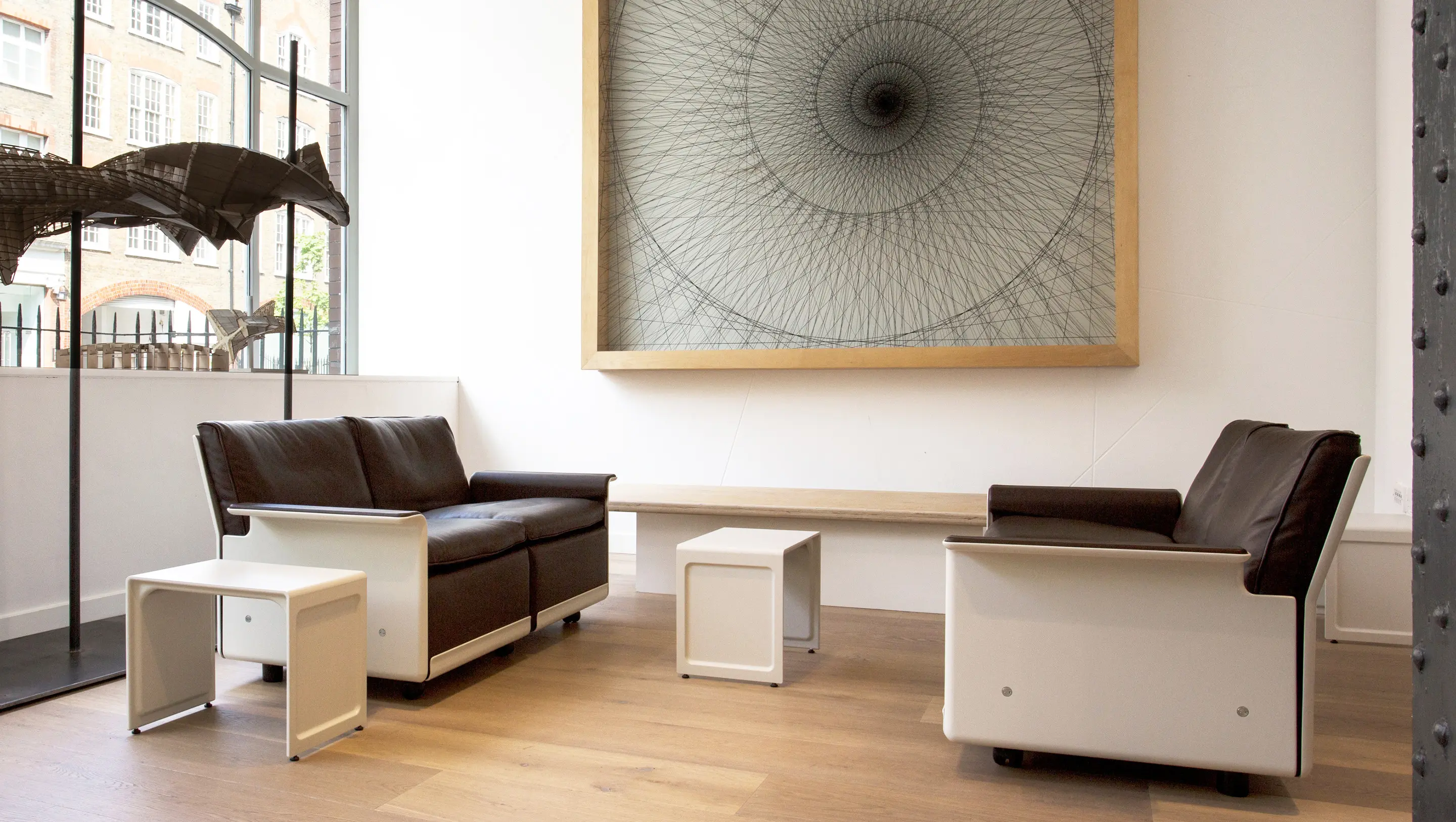 Vitsoe - 620 Chair Programme: High back armchair | Footstool (linen)