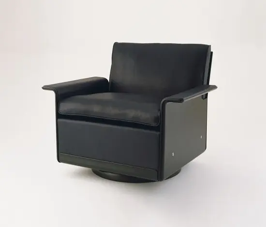 Vitsoe - 620 Chair Programme