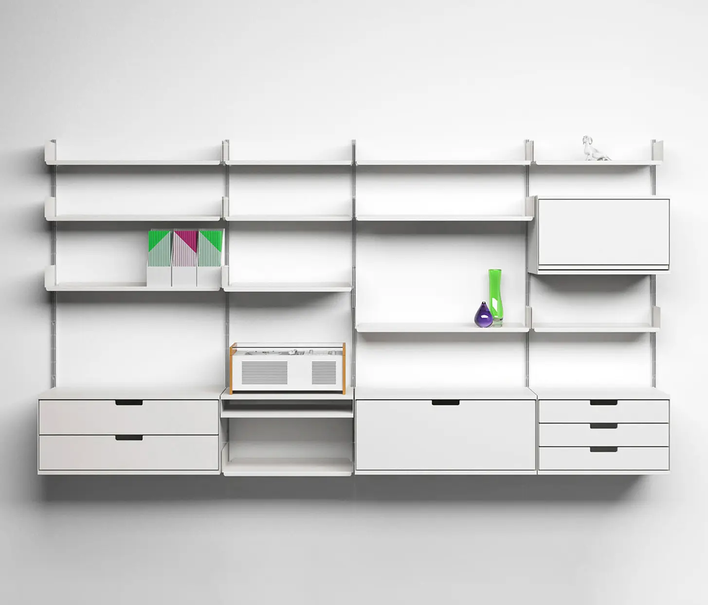 Vitsoe - 606 Universal Shelving System: Structure