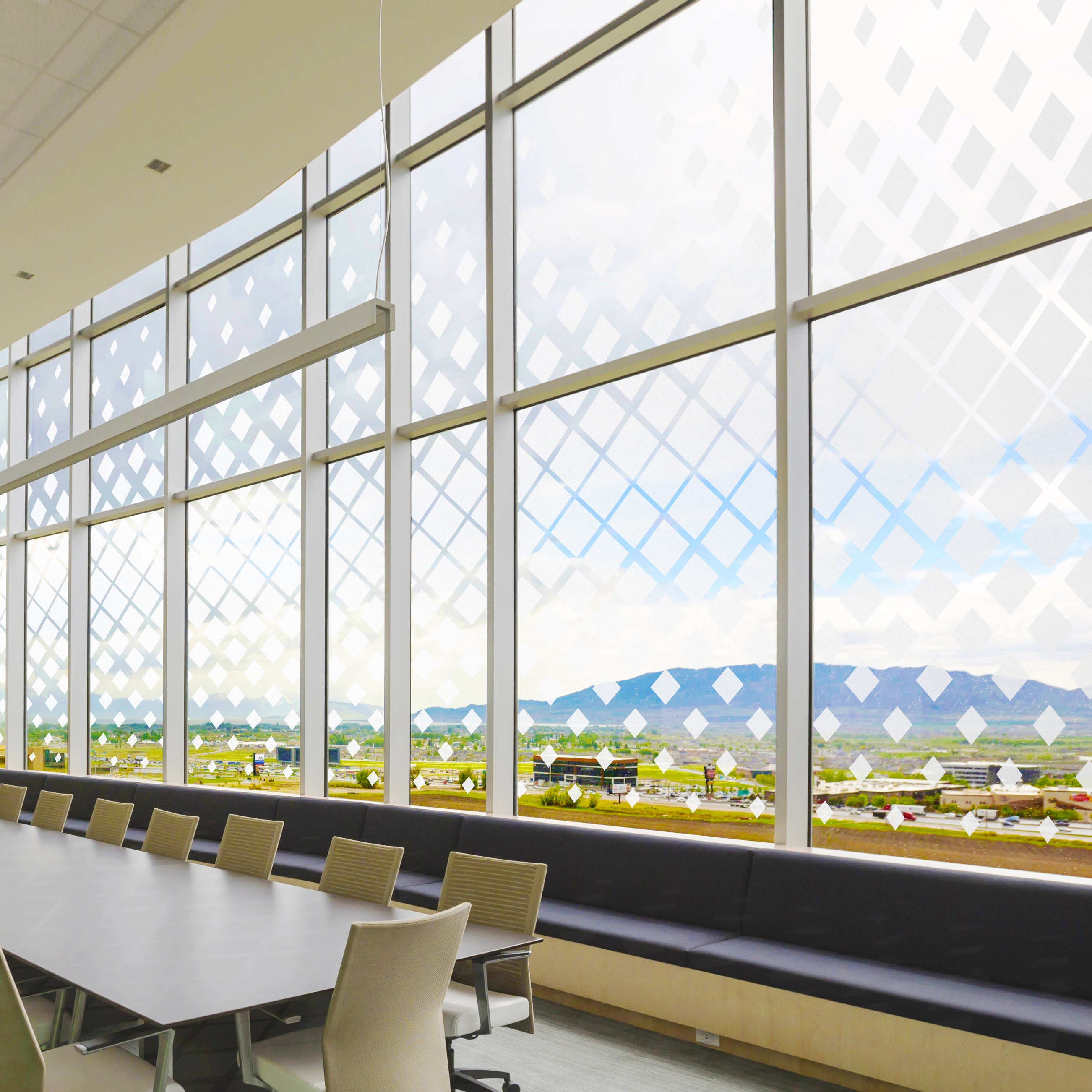 Produkt Series 5400 Etched Glass des Herstellers Arlon Graphics anzeigen