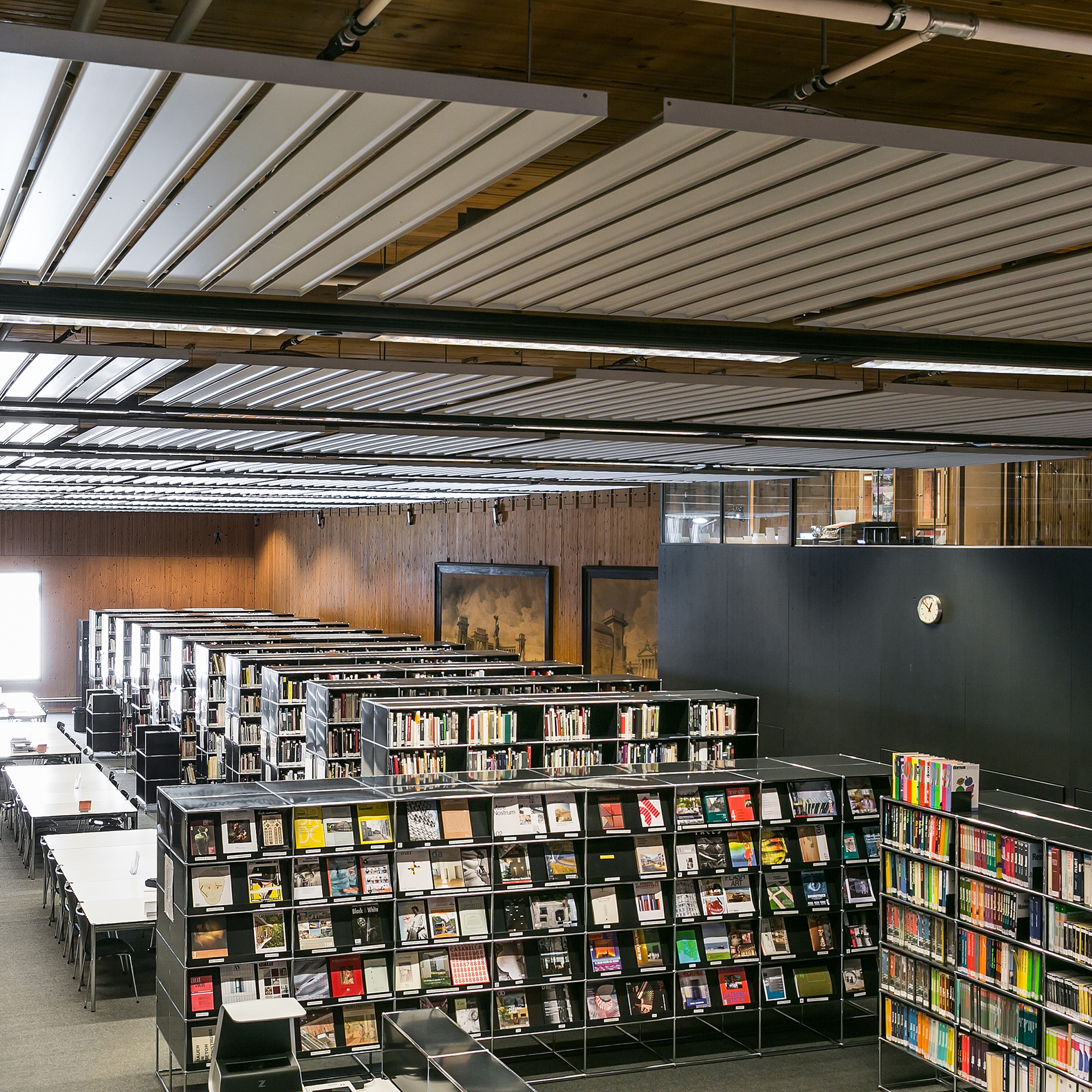 Display product Chilled Ceiling Fins A61/A71 from manufacturer Barcol-Air