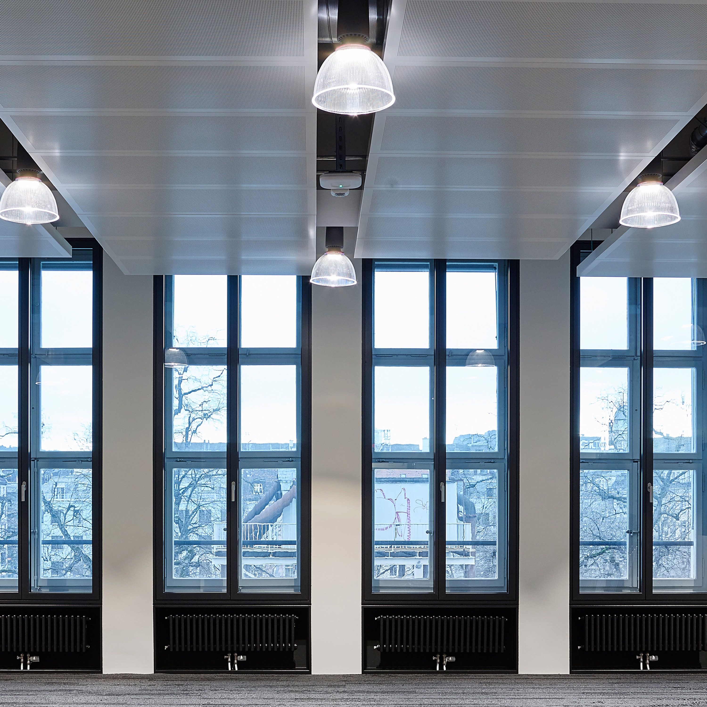 Display product Chilled Ceiling Sail Invisible Air Aquilo A51 from manufacturer Barcol-Air