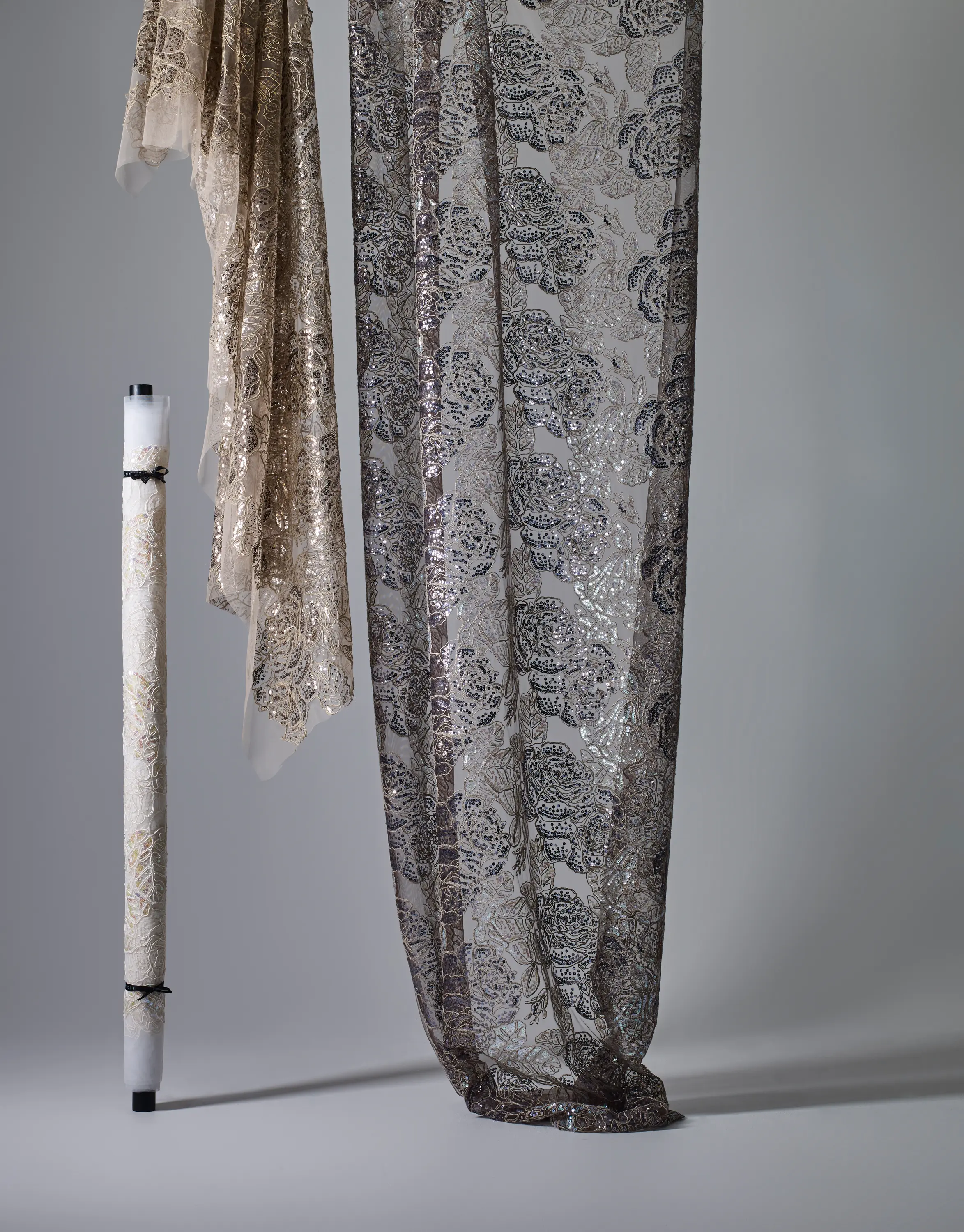 Jakob Schlaepfer - Cordella col. 102 ecru/gold