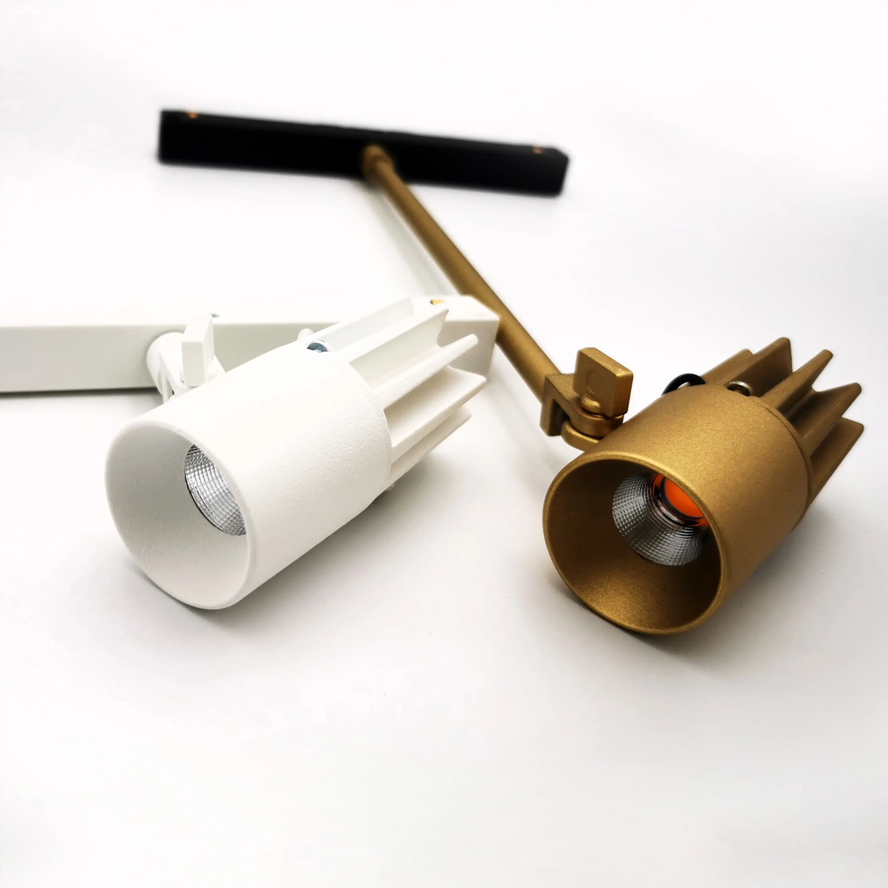 BRIGHT SPECIAL LIGHTING S.A. - Legatus Spot 20
