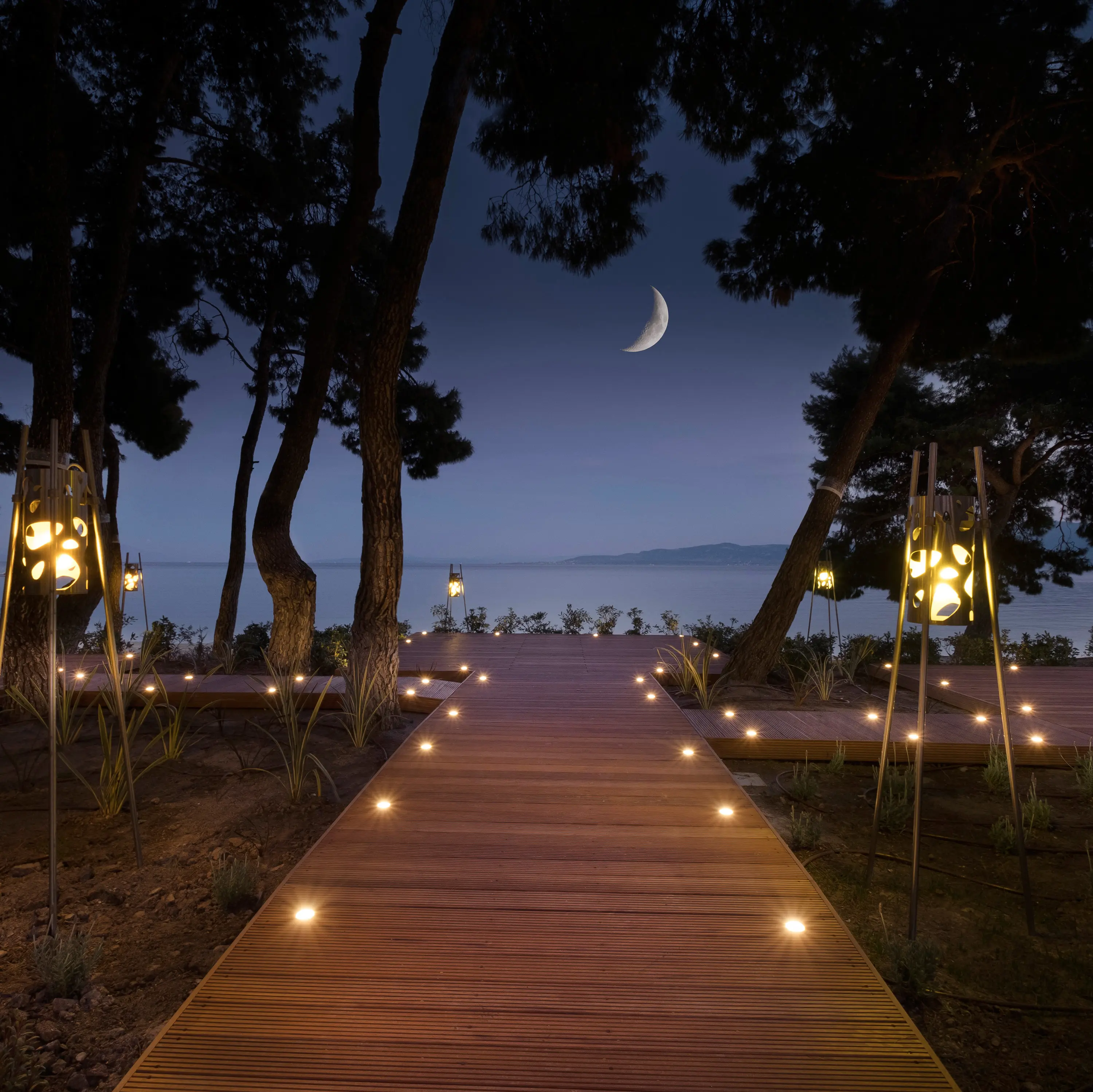 BRIGHT SPECIAL LIGHTING S.A. - Nepa Steps Brass