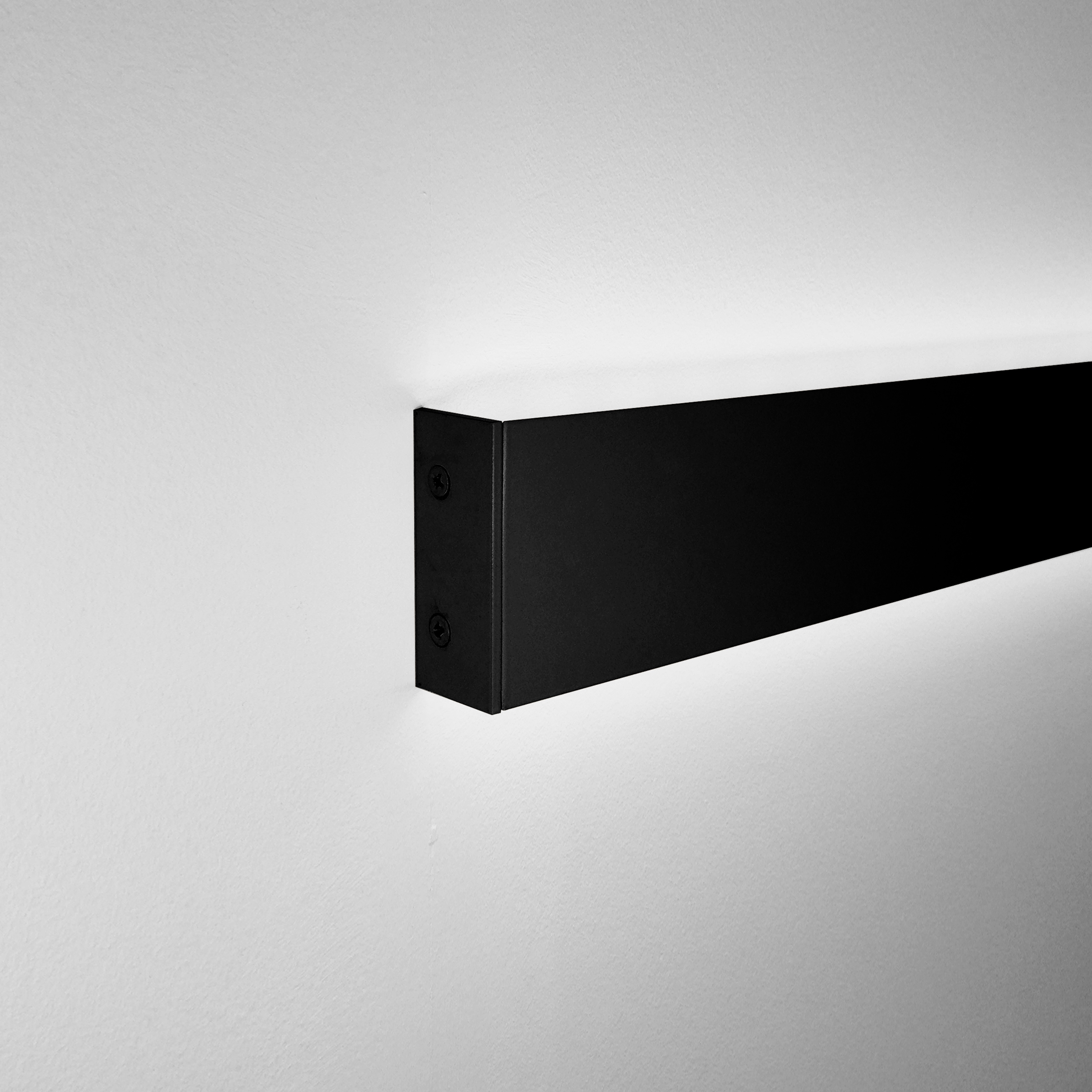 Display product Comis 4 from manufacturer BRIGHT SPECIAL LIGHTING S.A.