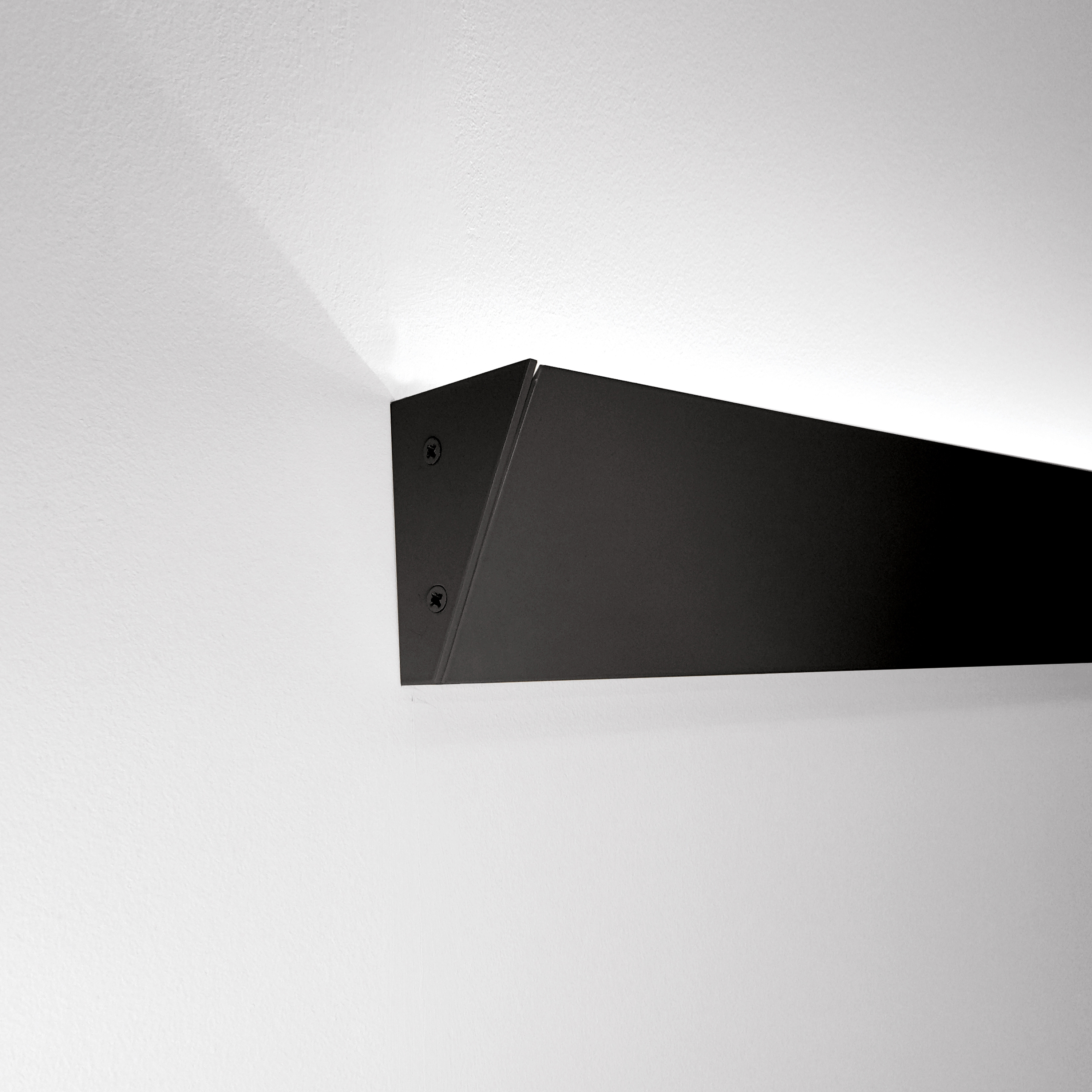Display product Comis 5 from manufacturer BRIGHT SPECIAL LIGHTING S.A.