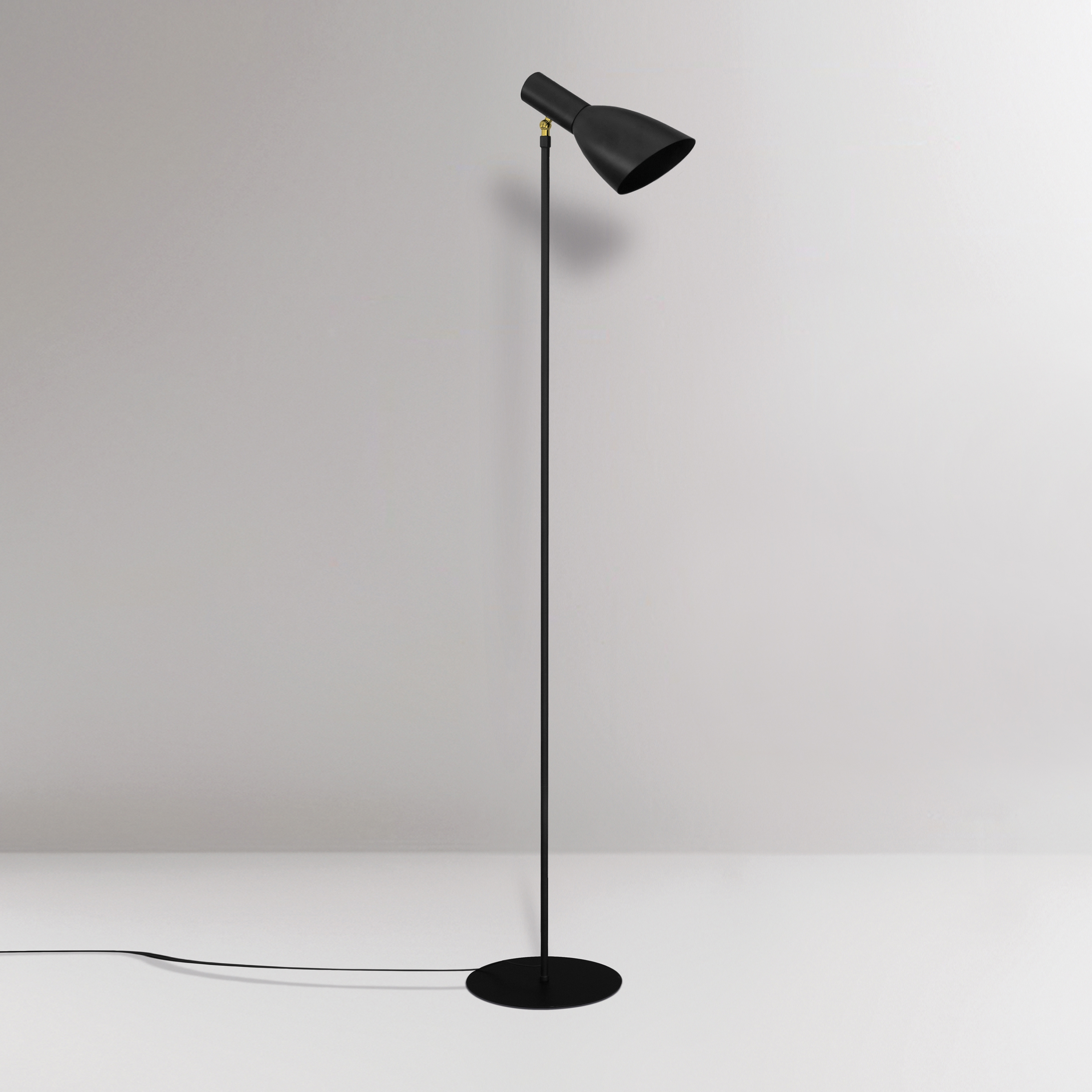Produkt Done 4 Floor des Herstellers BRIGHT SPECIAL LIGHTING S.A. anzeigen