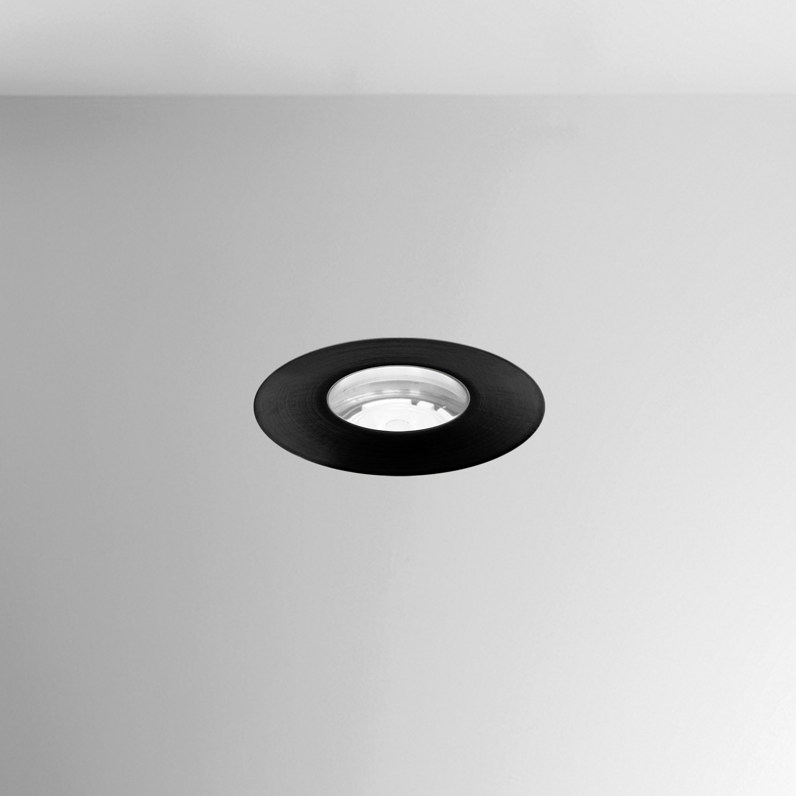 Display product Fama from manufacturer BRIGHT SPECIAL LIGHTING S.A.
