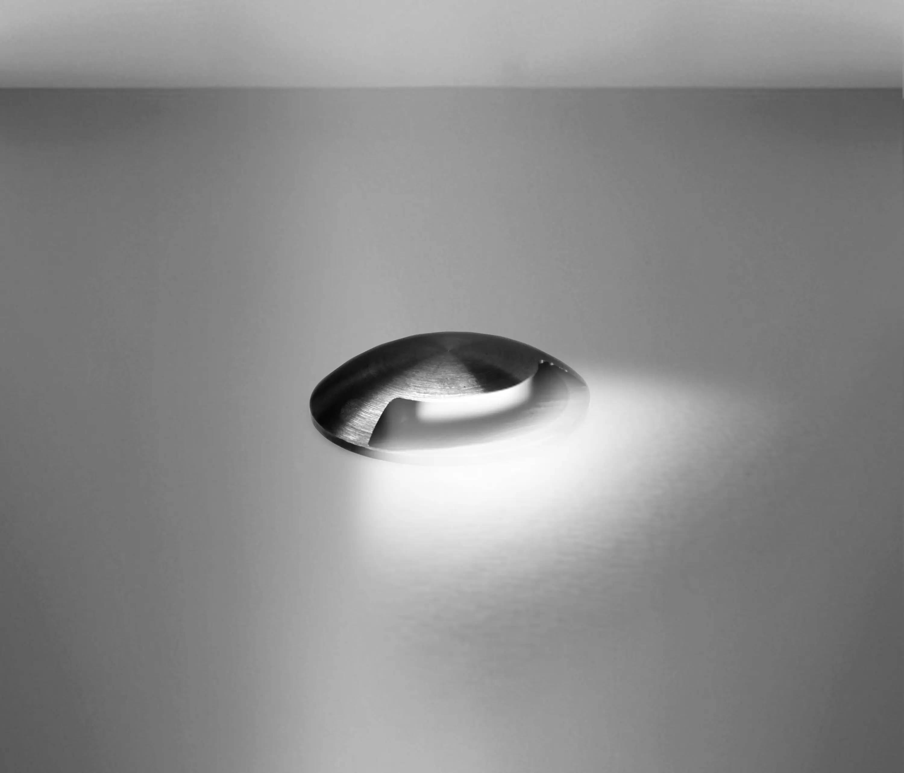 BRIGHT SPECIAL LIGHTING S.A. - Fama Steps 1