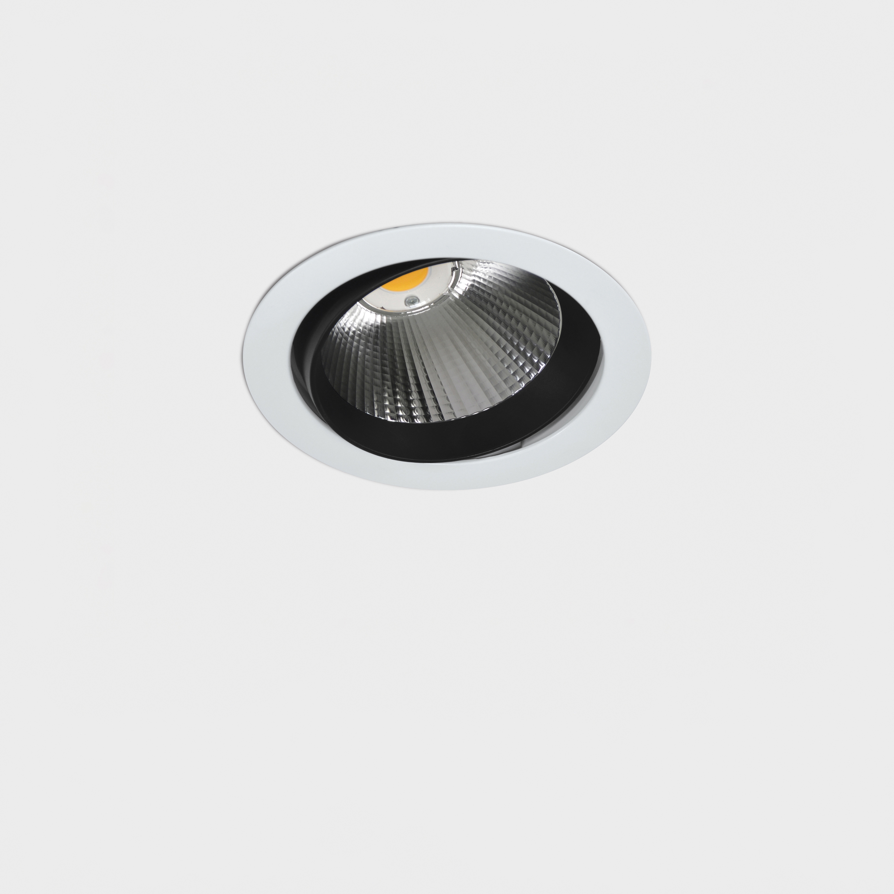 Mostra il prodotto Max Mobilis 3 U S.S.LED del produttore BRIGHT SPECIAL LIGHTING S.A.