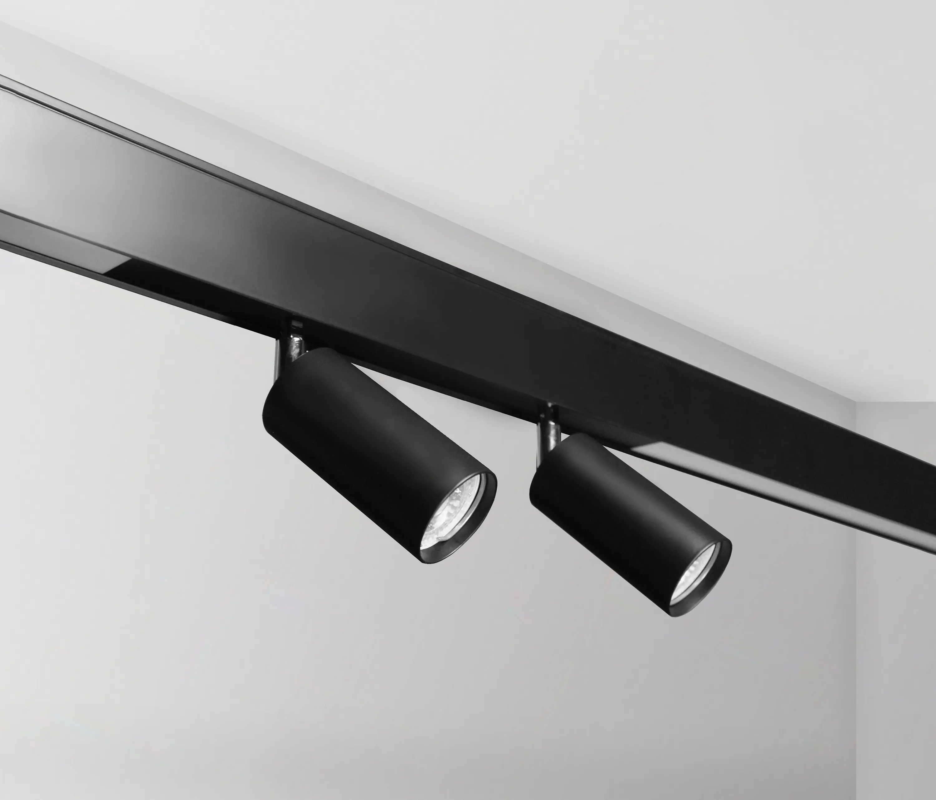 BRIGHT SPECIAL LIGHTING S.A. - Notus 19 Spot Linear LED