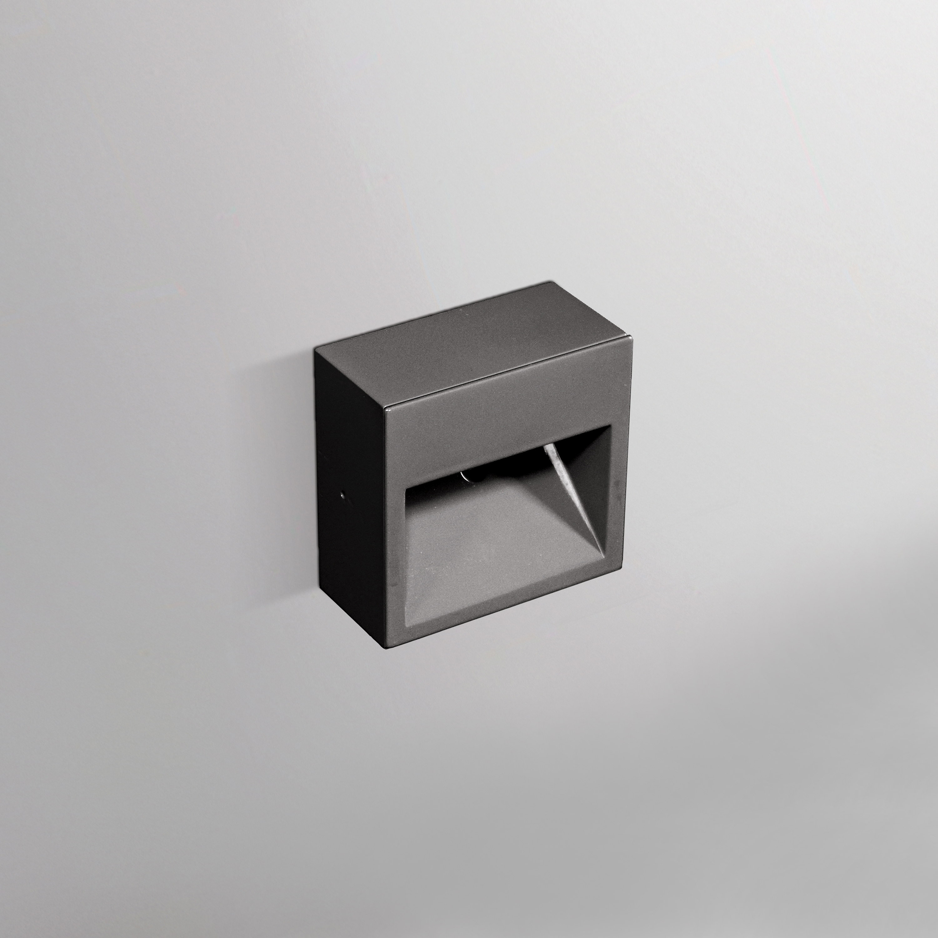 Mostrar el producto Noxa Out del fabricante BRIGHT SPECIAL LIGHTING S.A.