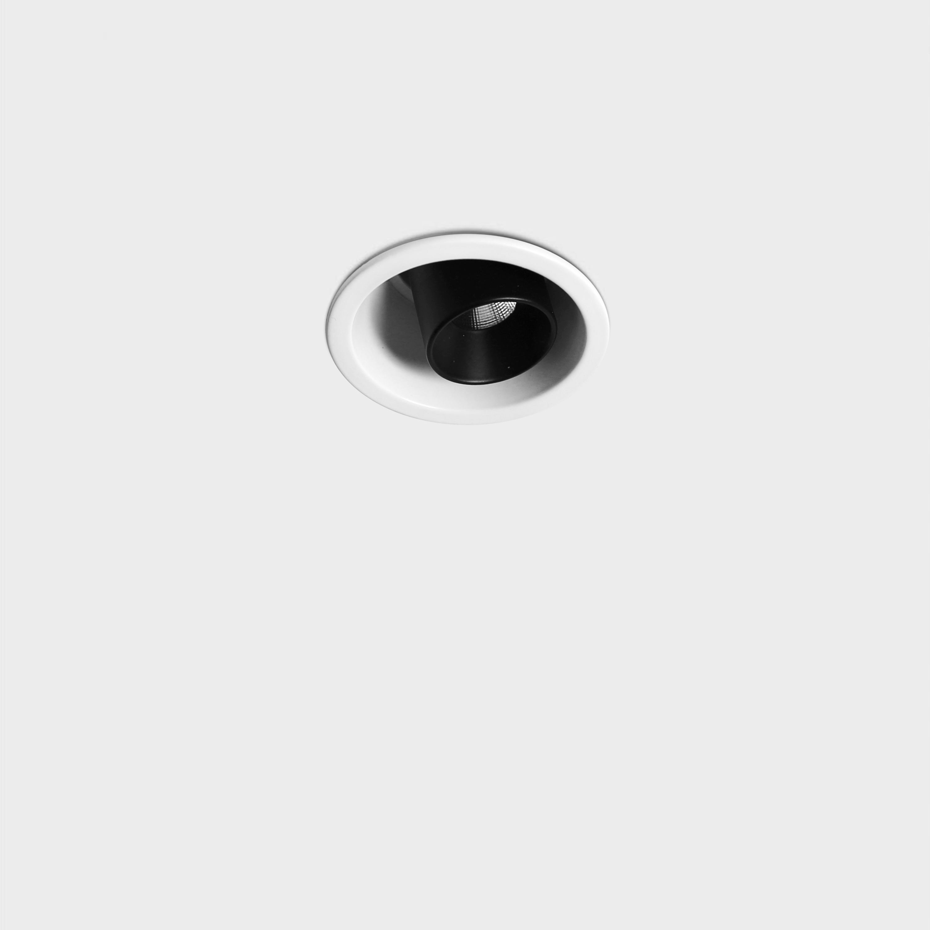 Mostrar el producto Stella 6 Fusus del fabricante BRIGHT SPECIAL LIGHTING S.A.