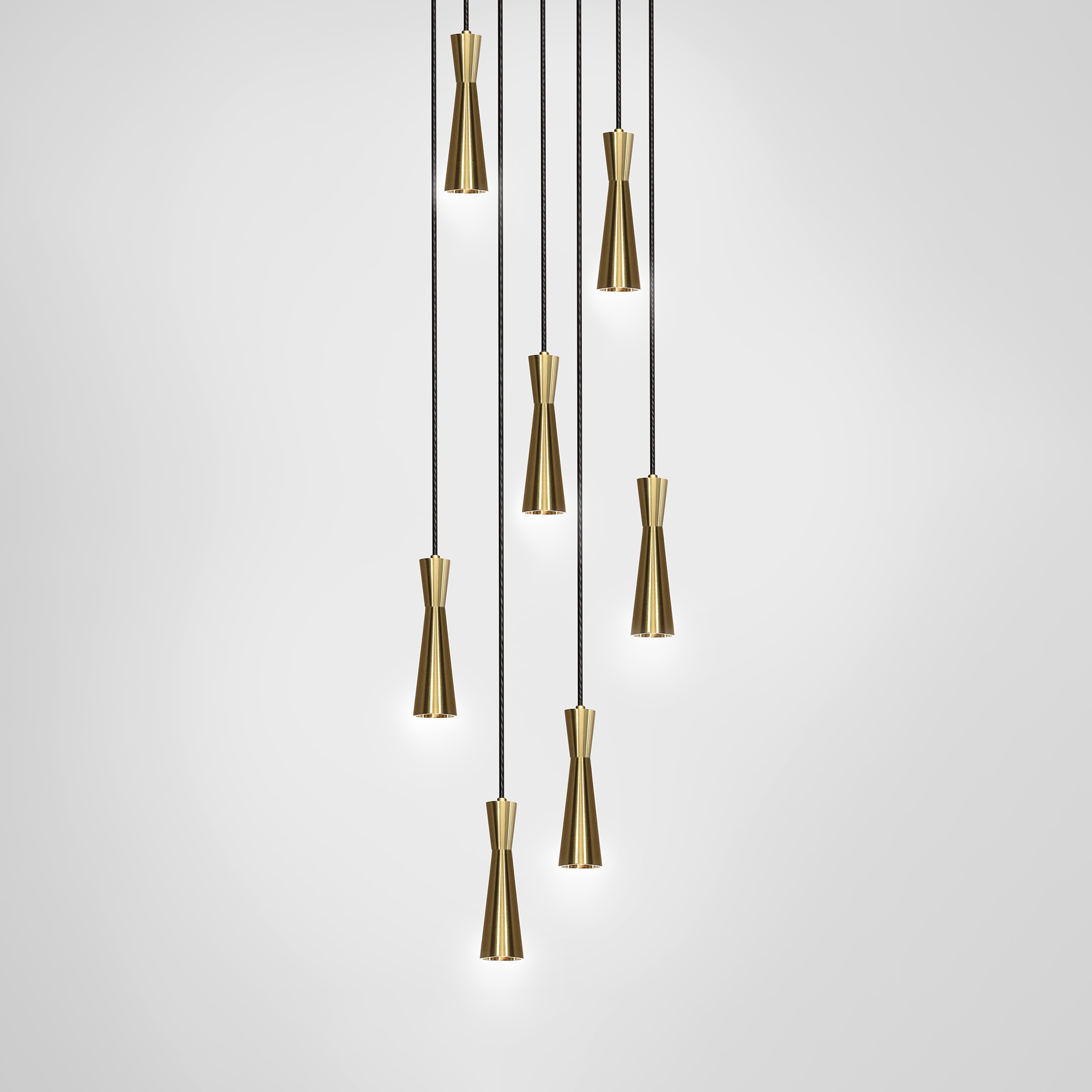 Mostrar el producto Cone 7 Piece Cluster - Lamp del fabricante Marc Wood Studio
