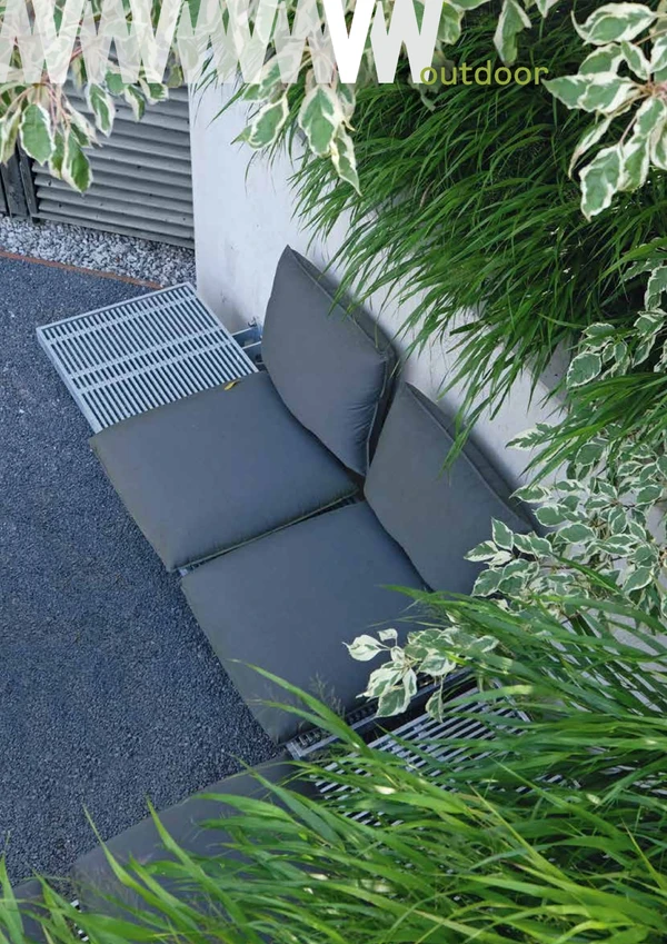 Vorschaubild für die Datei OUTDOOR SOFA