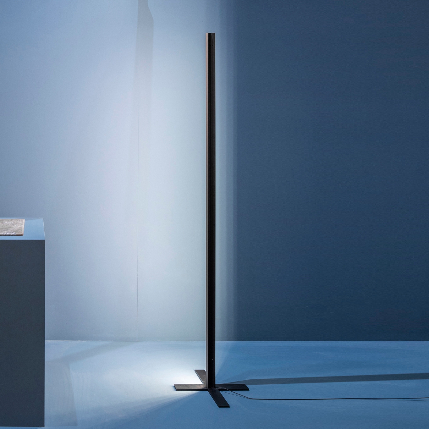 Display product ATTO Floor from manufacturer Le deun