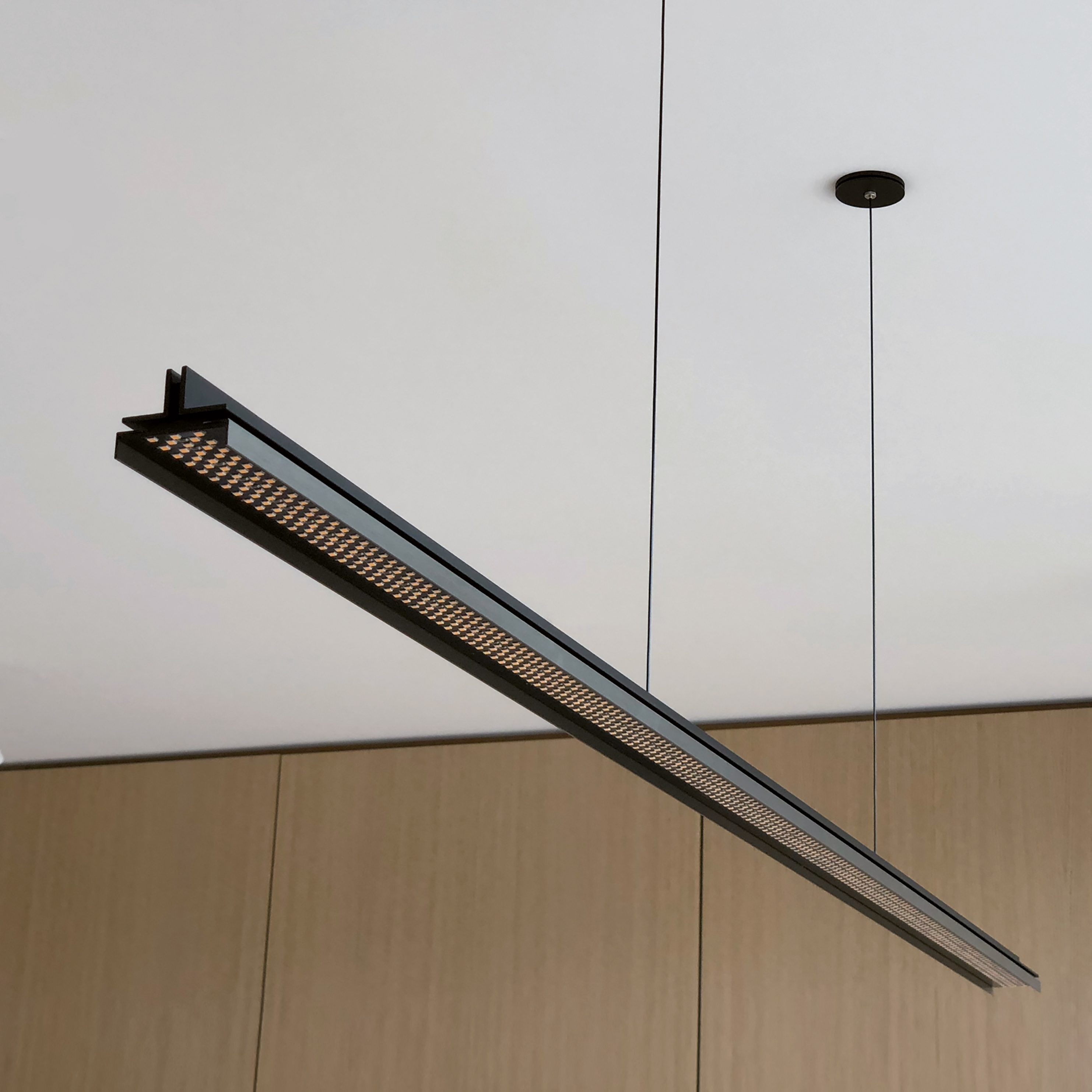 Display product ATTO Pendant from manufacturer Le deun