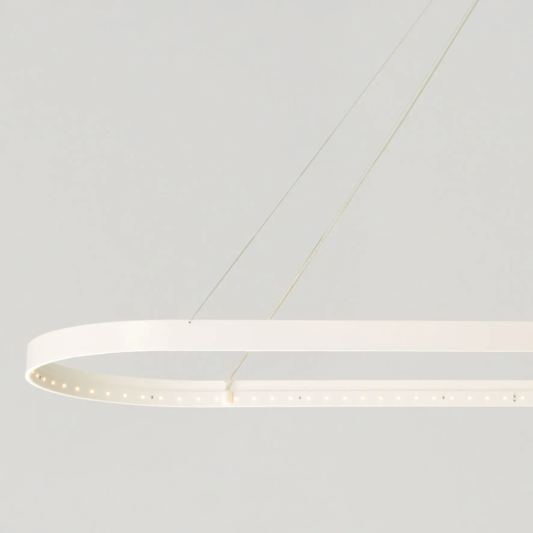 Le deun - OVAL 100 White