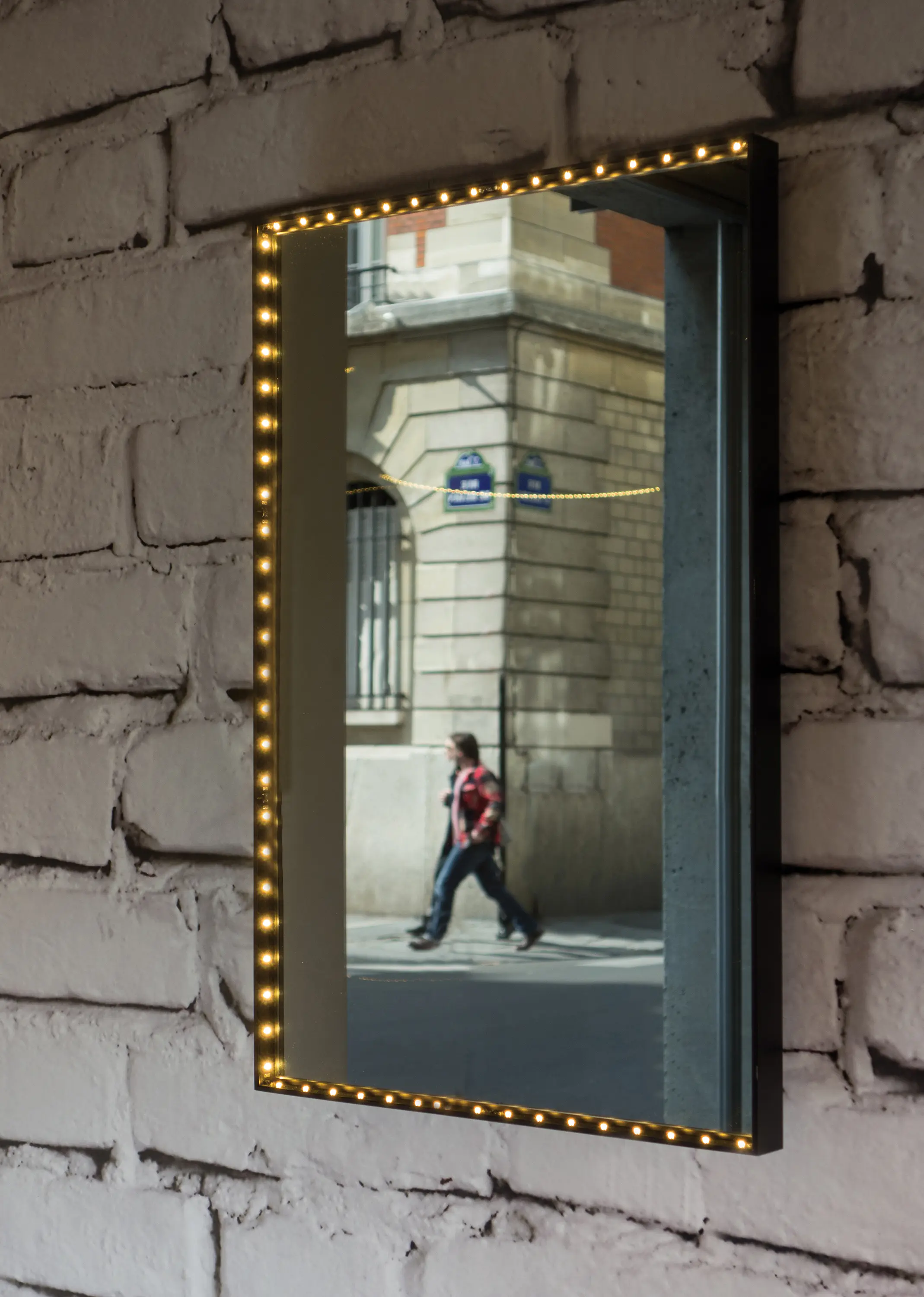 Le deun - VANITY Square