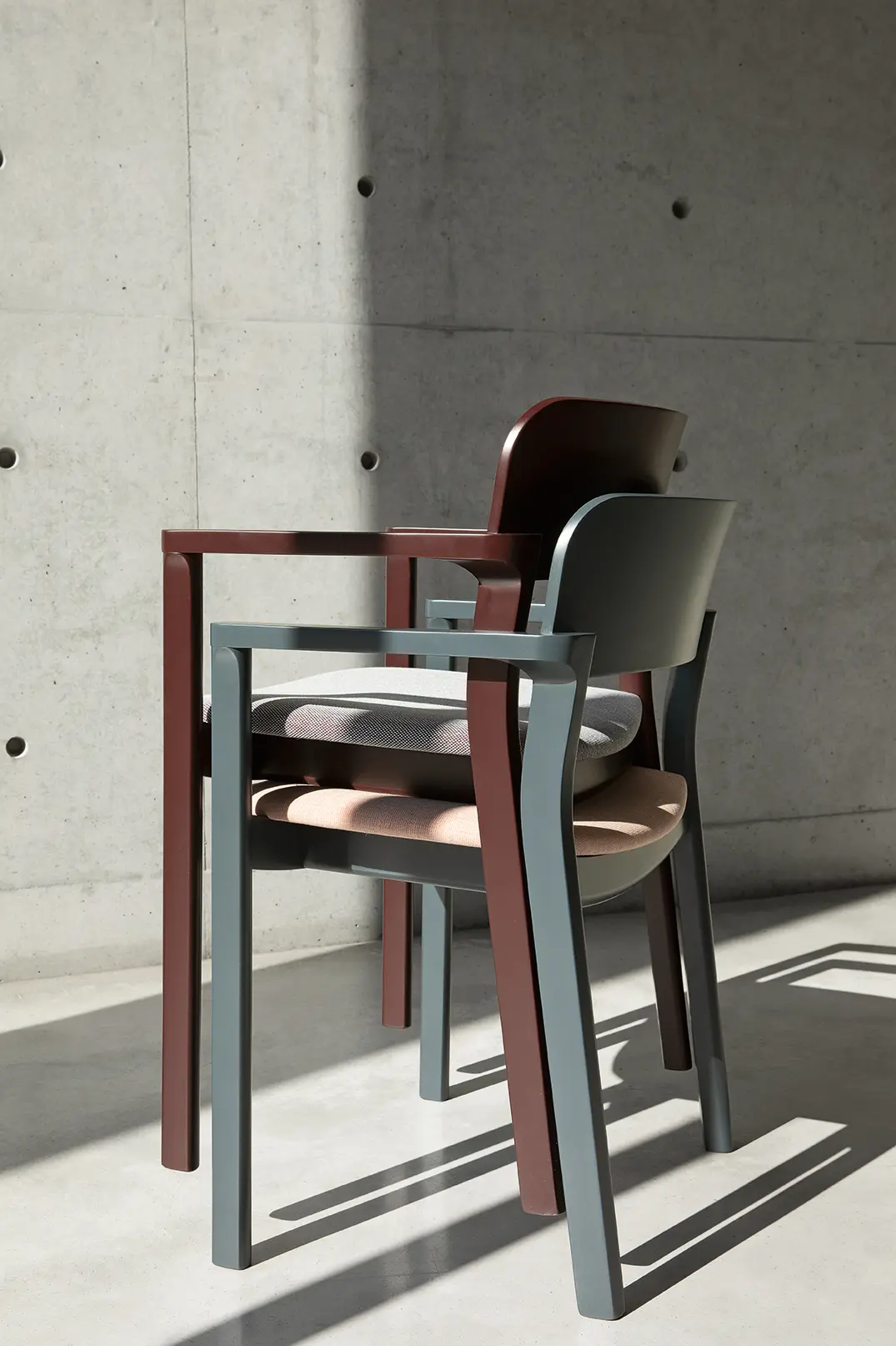 Cantarutti - HART Stackable Chair 1.23.I
