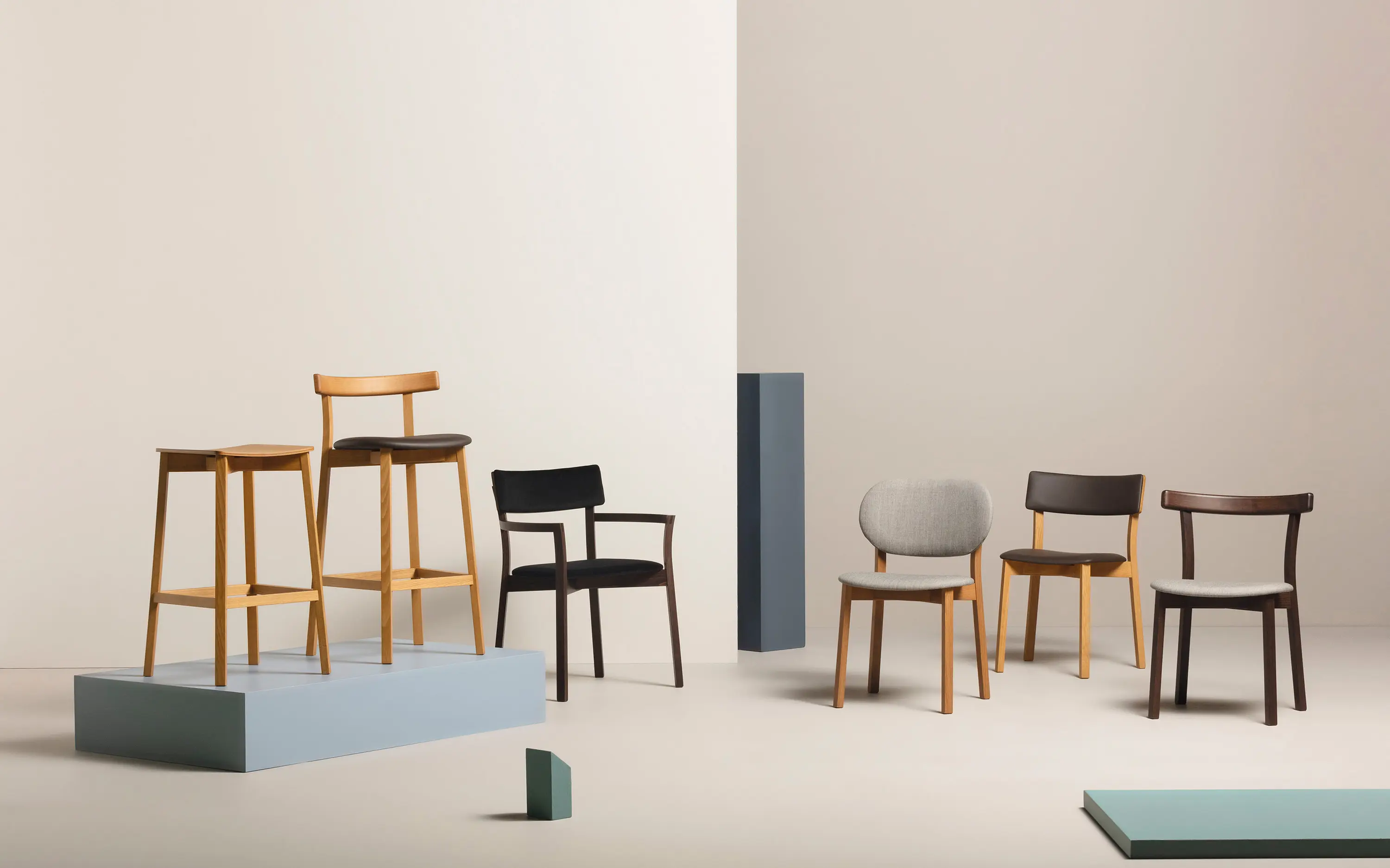 Cantarutti - TIMBER Stackable Chair 1.03.I-W