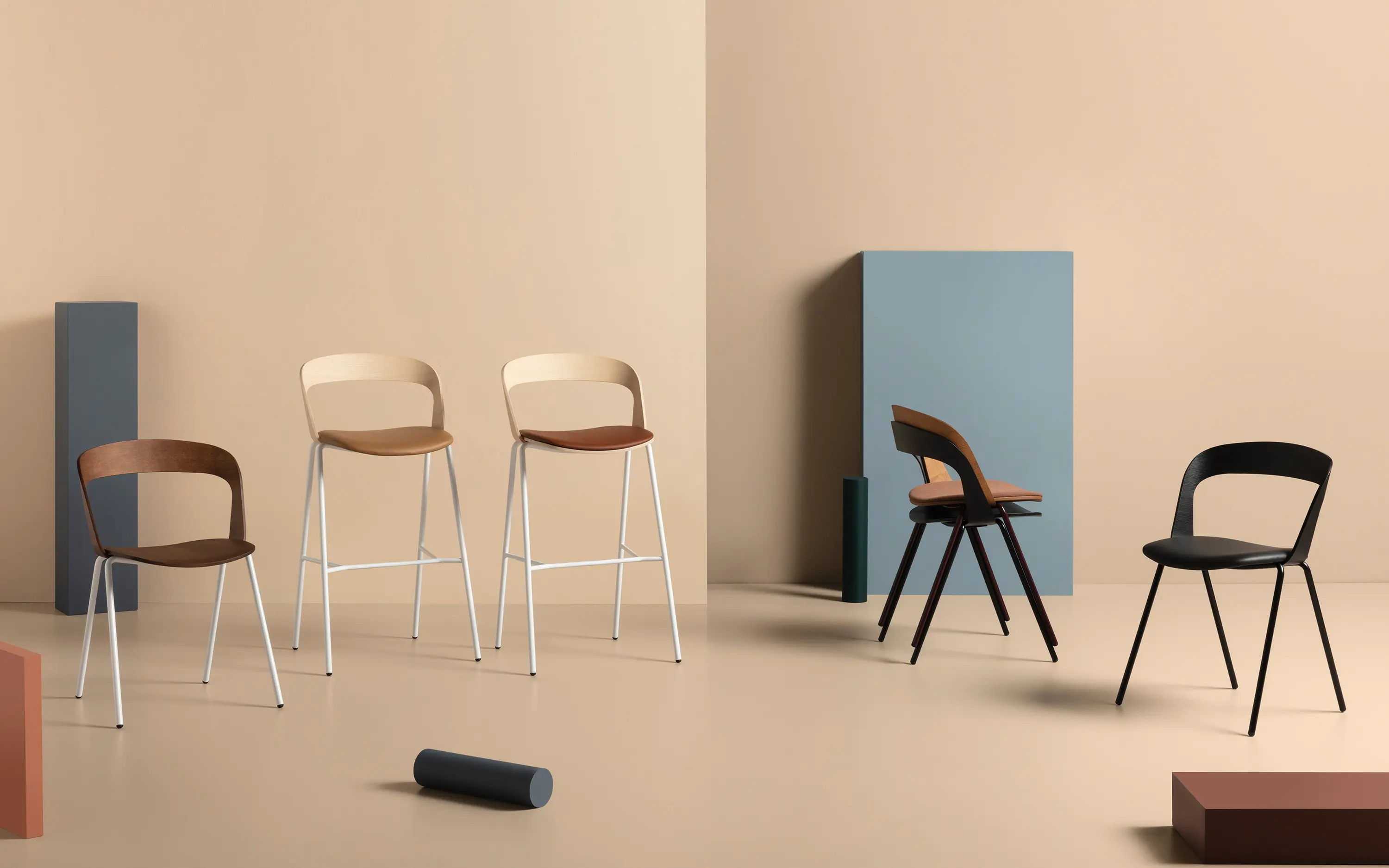 Cantarutti - MAKI Stackable Armchair 2.01.Z/I
