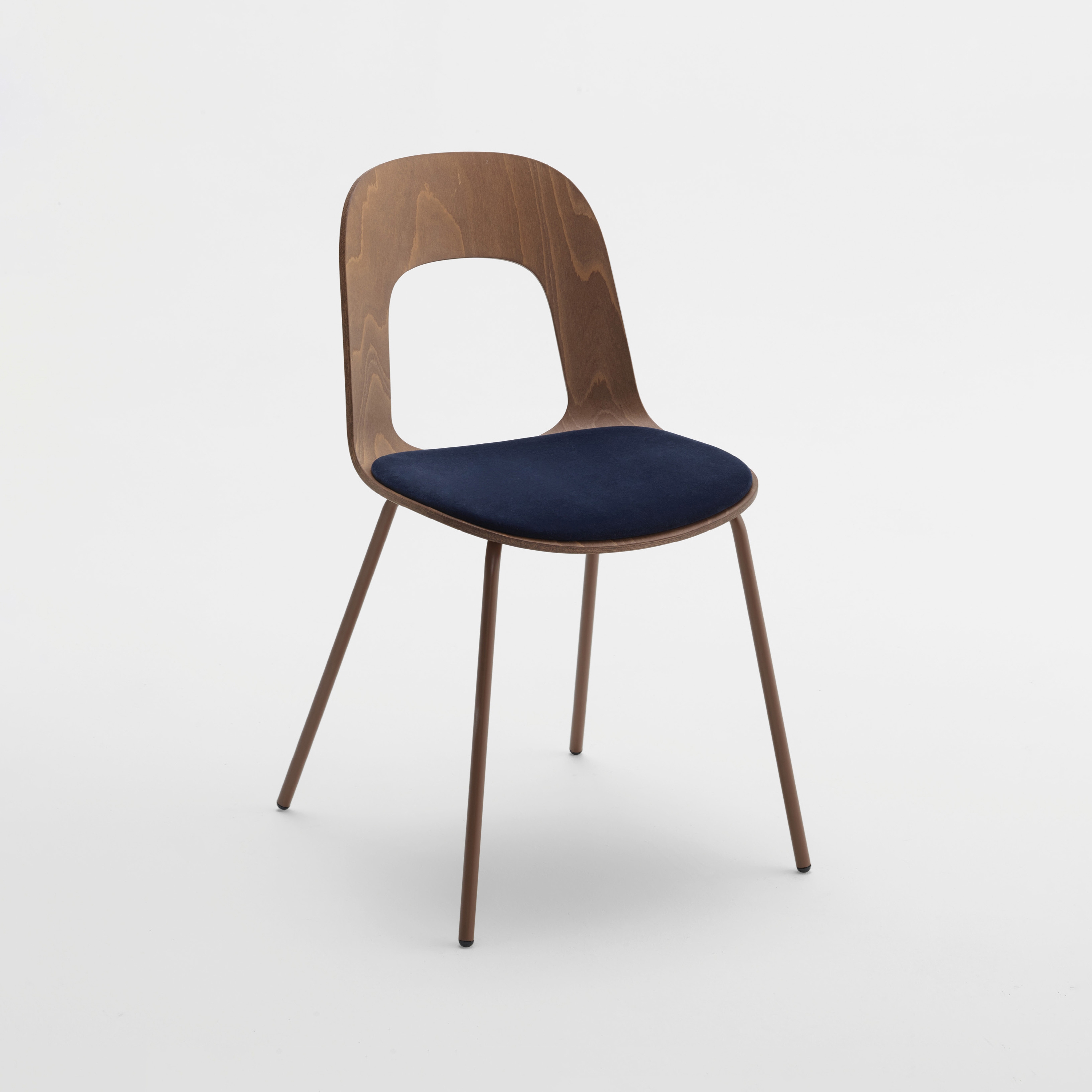 Mostra il prodotto RIBBON Sedia 1.35.Z del produttore Cantarutti