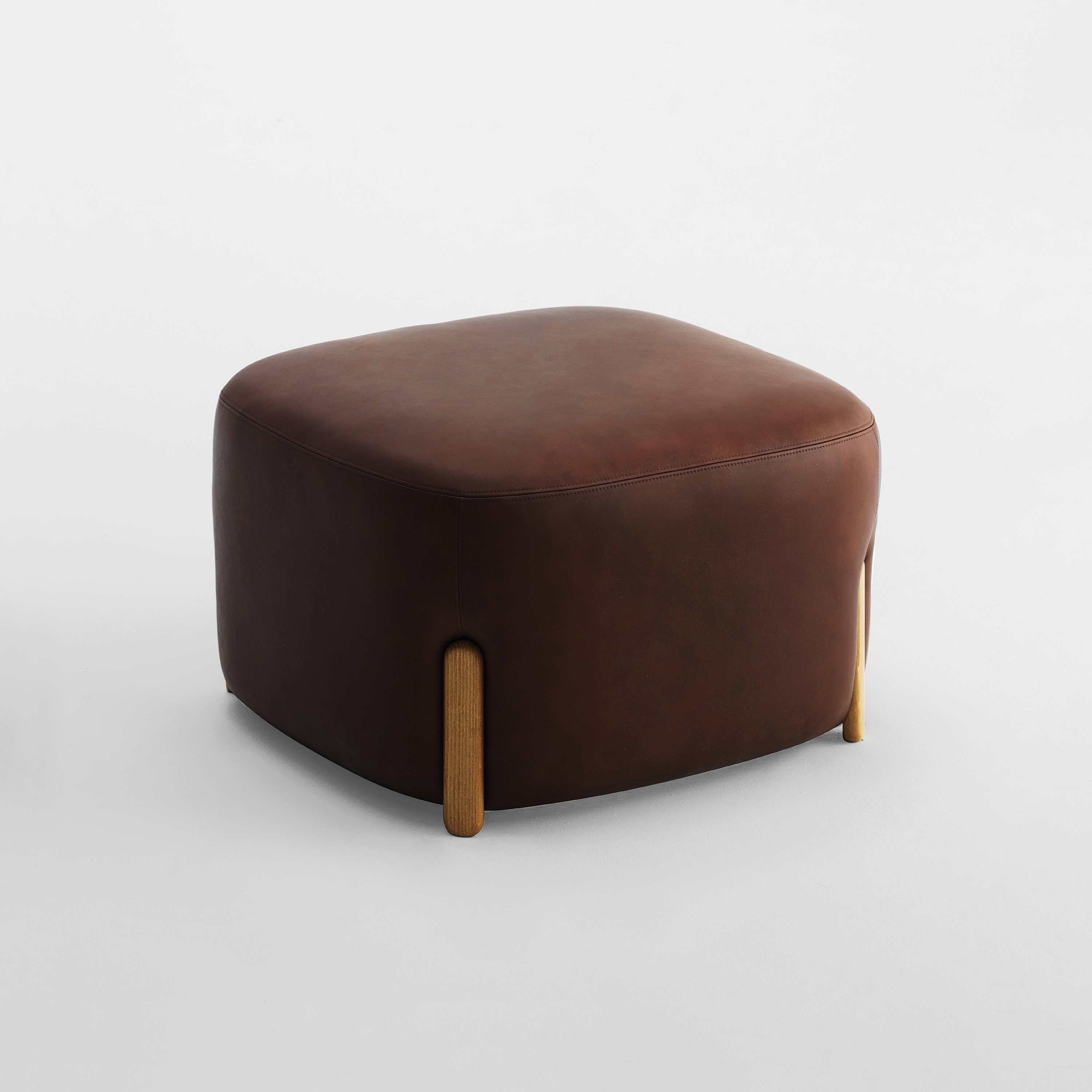 Vertoon produk HYPPO Pouf 4.01.ML van vervaardiger Cantarutti