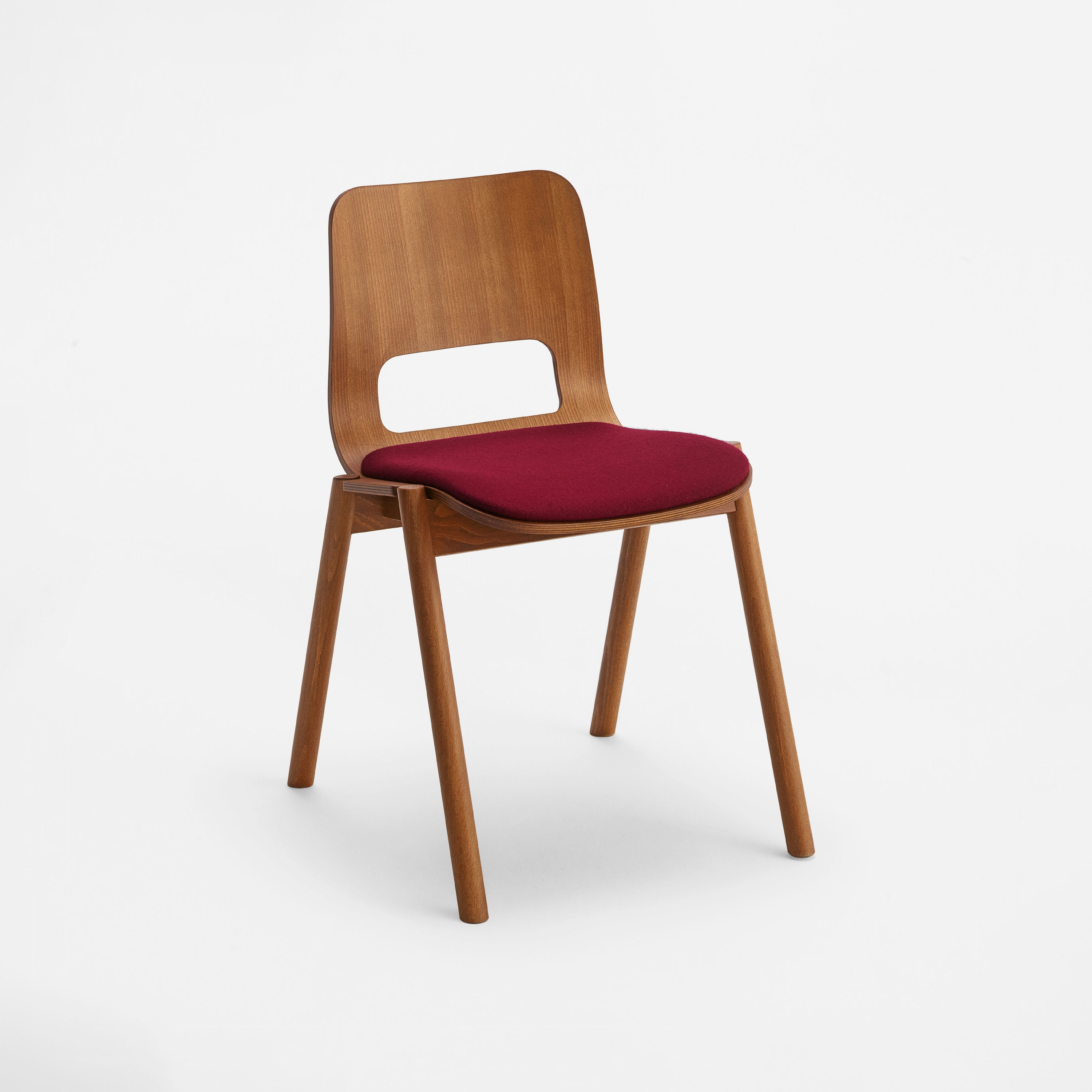 Afficher le produit TIPI Stackable Chair 1.35.I du fabricant Cantarutti