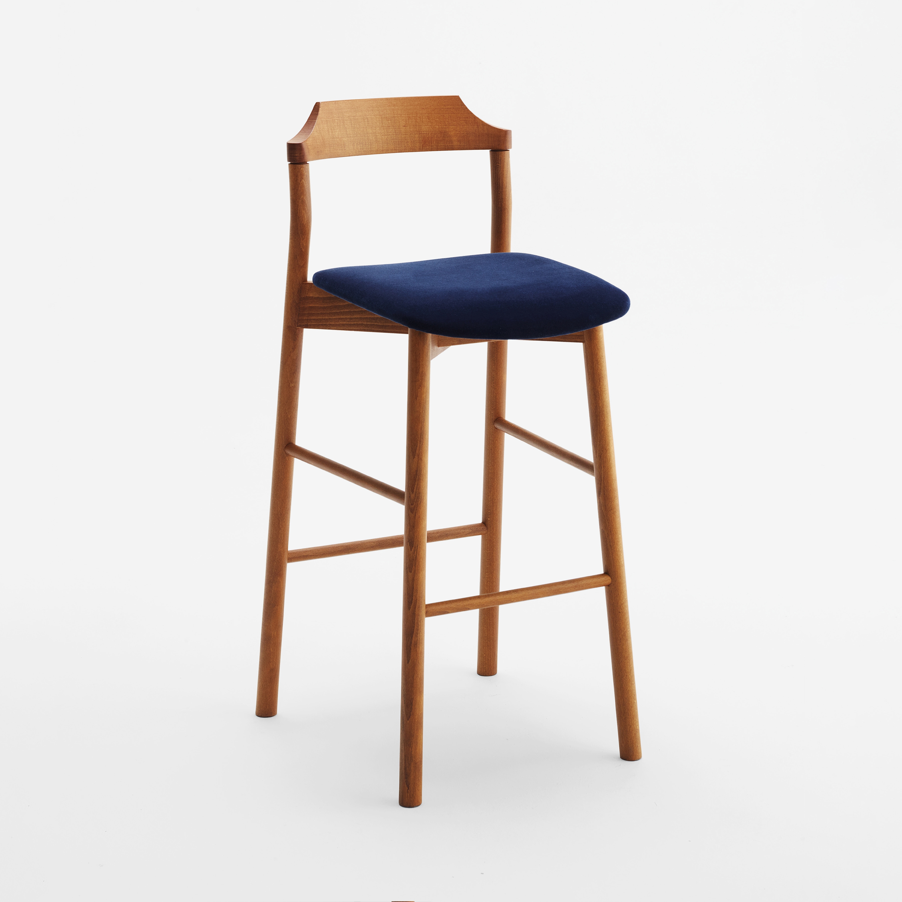 Display product YUMI Stool 3.01.0 from manufacturer Cantarutti