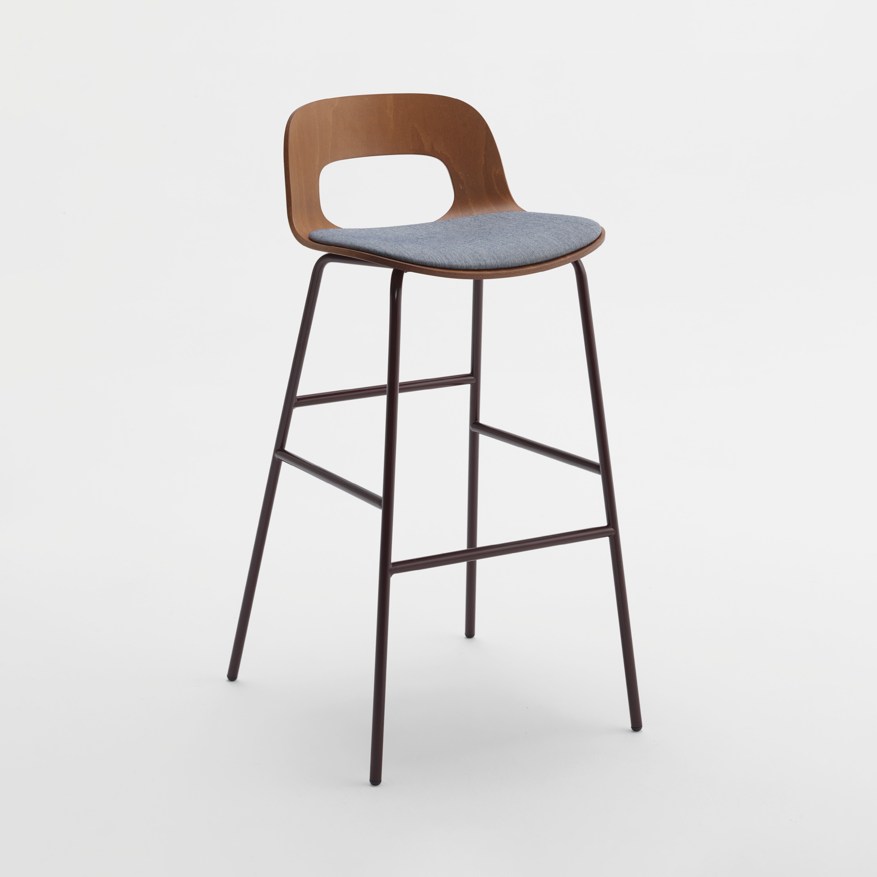 Mostra il prodotto RIBBON Sgabello 3.35.Z del produttore Cantarutti