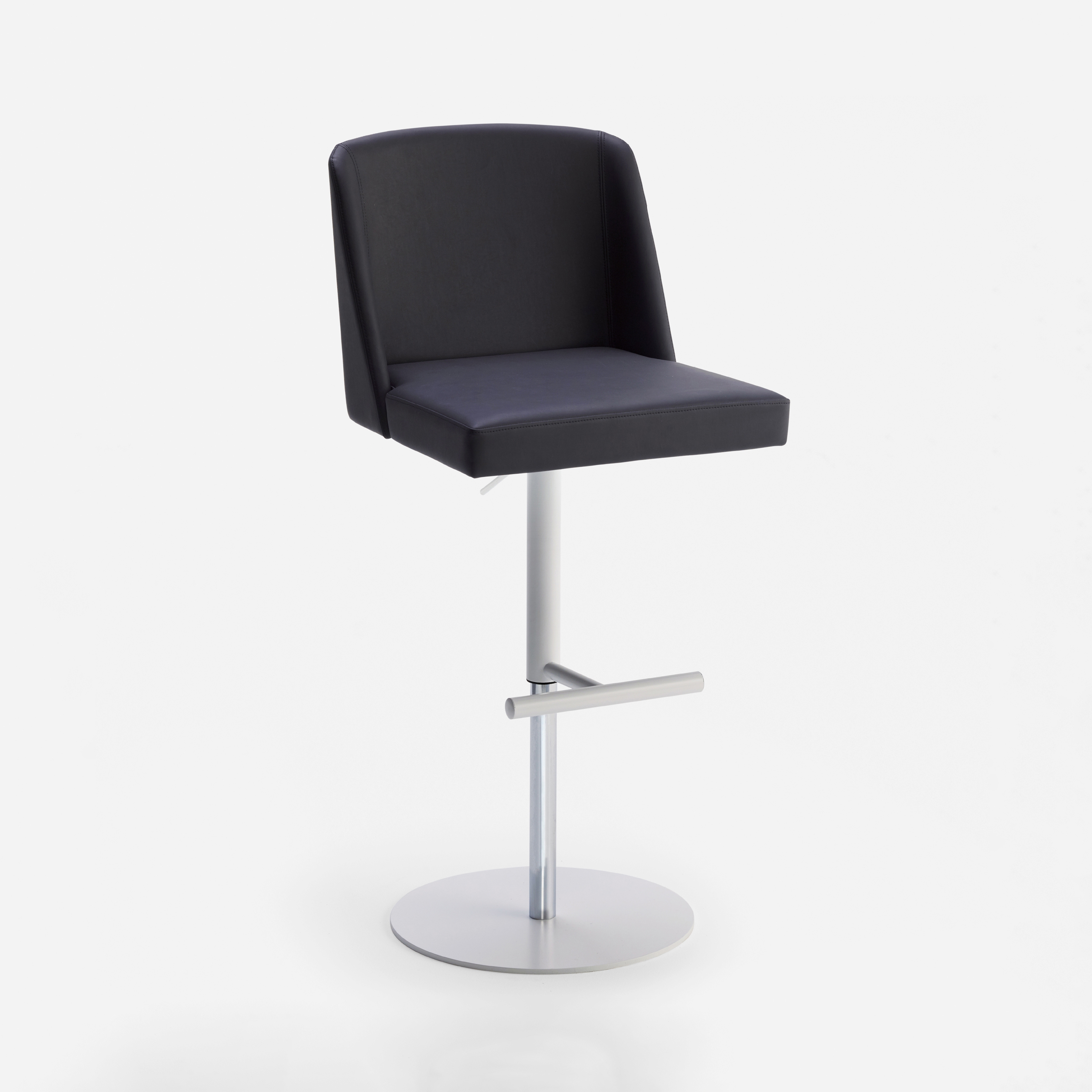 Afficher le produit LEA Swivel stool C.03.0/R du fabricant Cantarutti