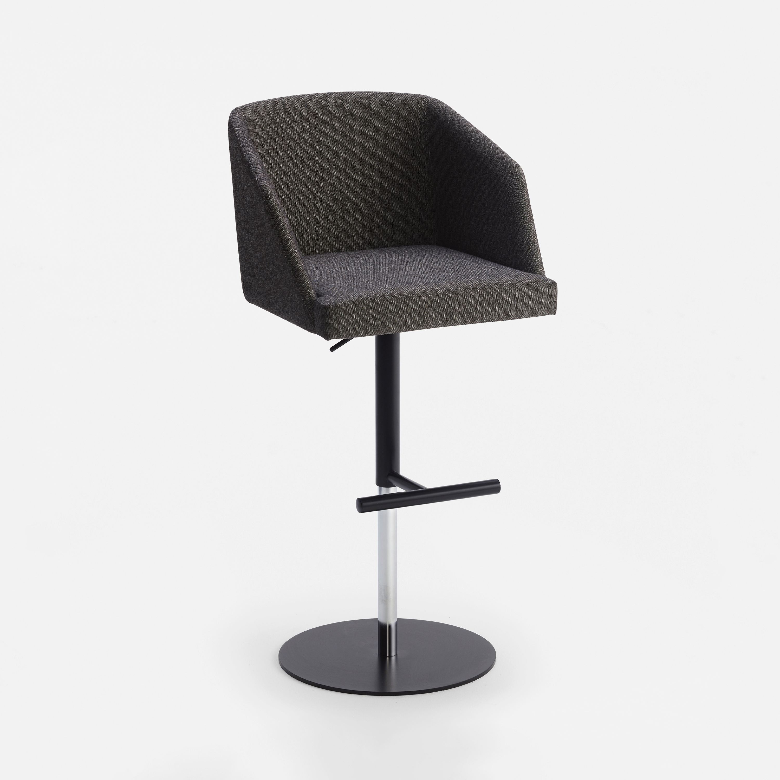 Display product LEA Swivel stool C.09.0/R from manufacturer Cantarutti