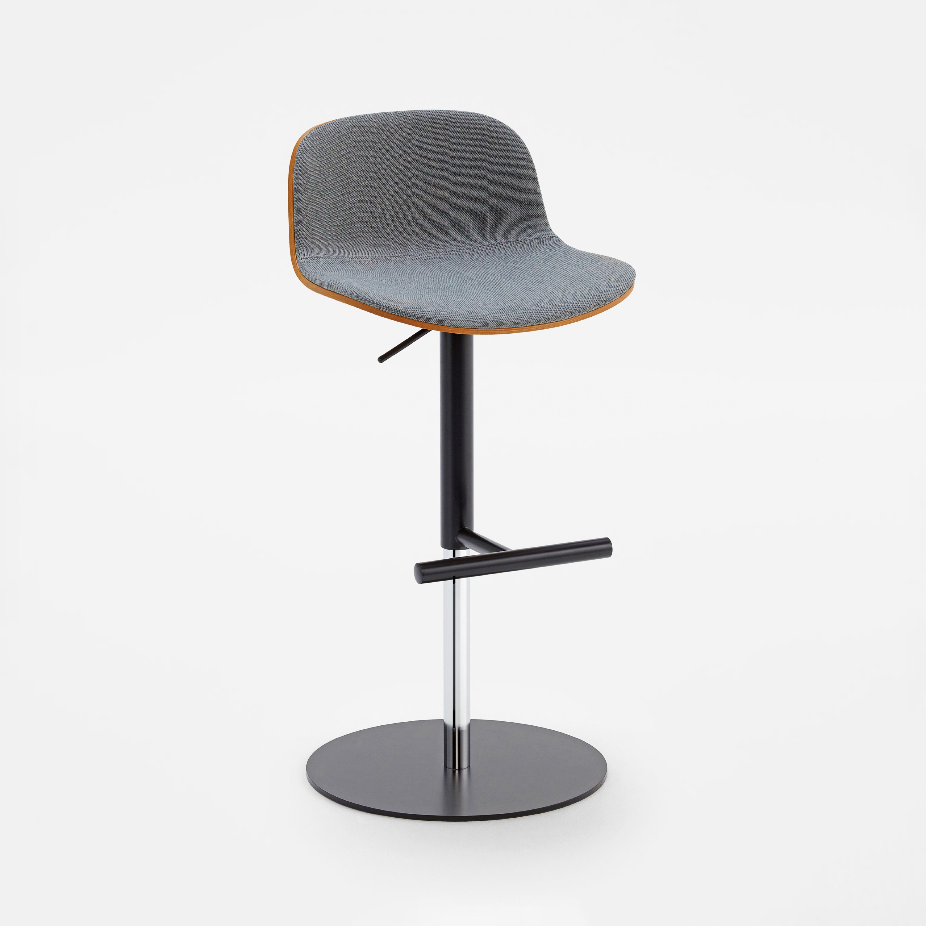 Display product RIBBON Swivel stool C.32.0/R from manufacturer Cantarutti