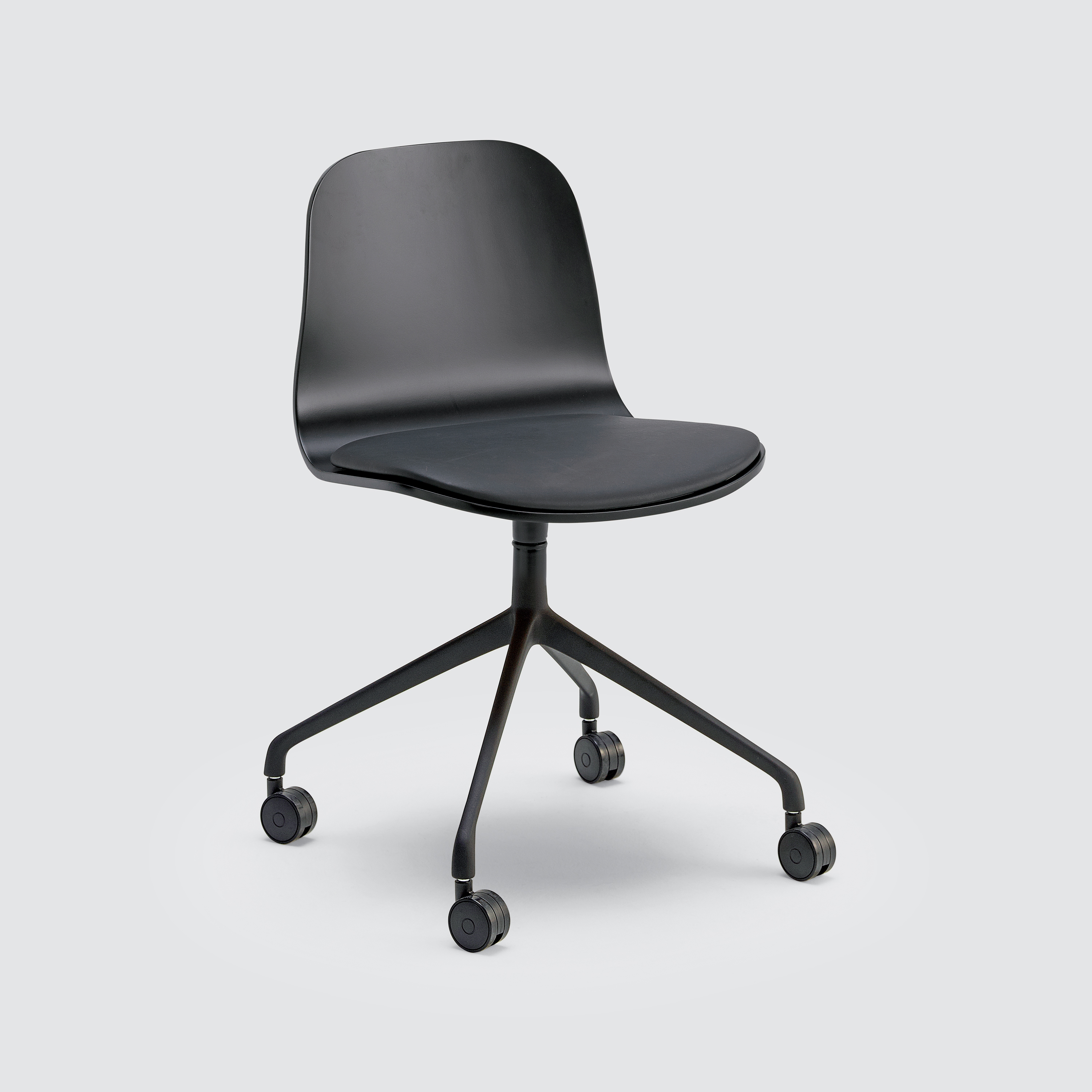 Display product BABA Swivel Chair A.37.0/F from manufacturer Cantarutti