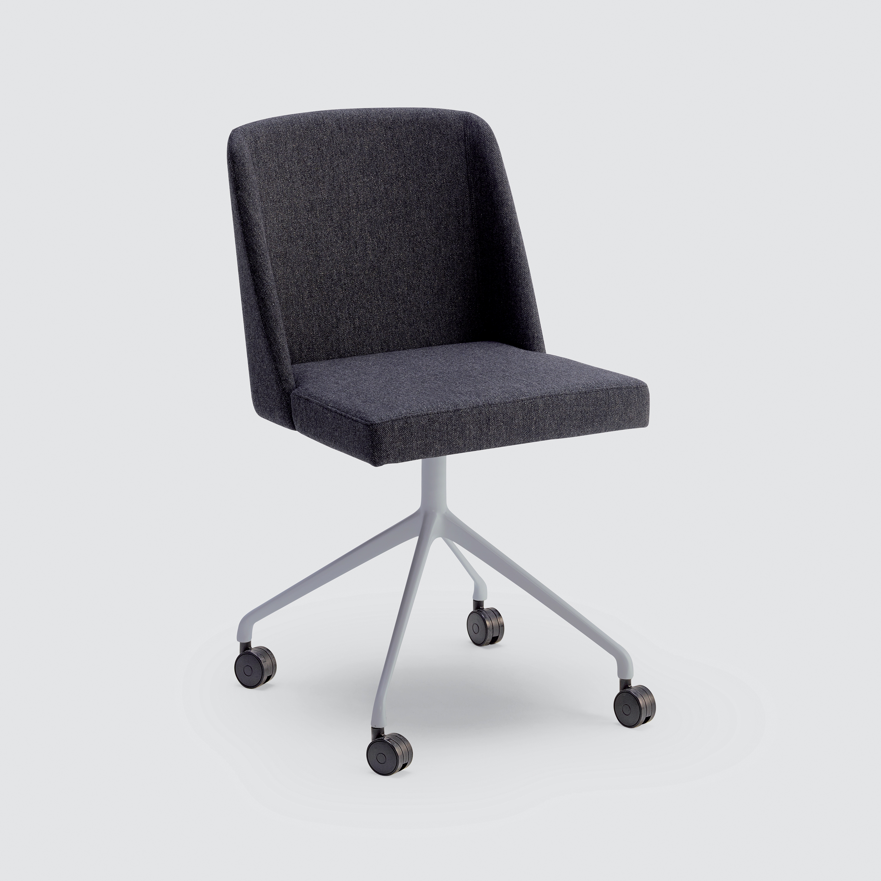 Mostra il prodotto LEA Swivel Chair A.03.0/F del produttore Cantarutti