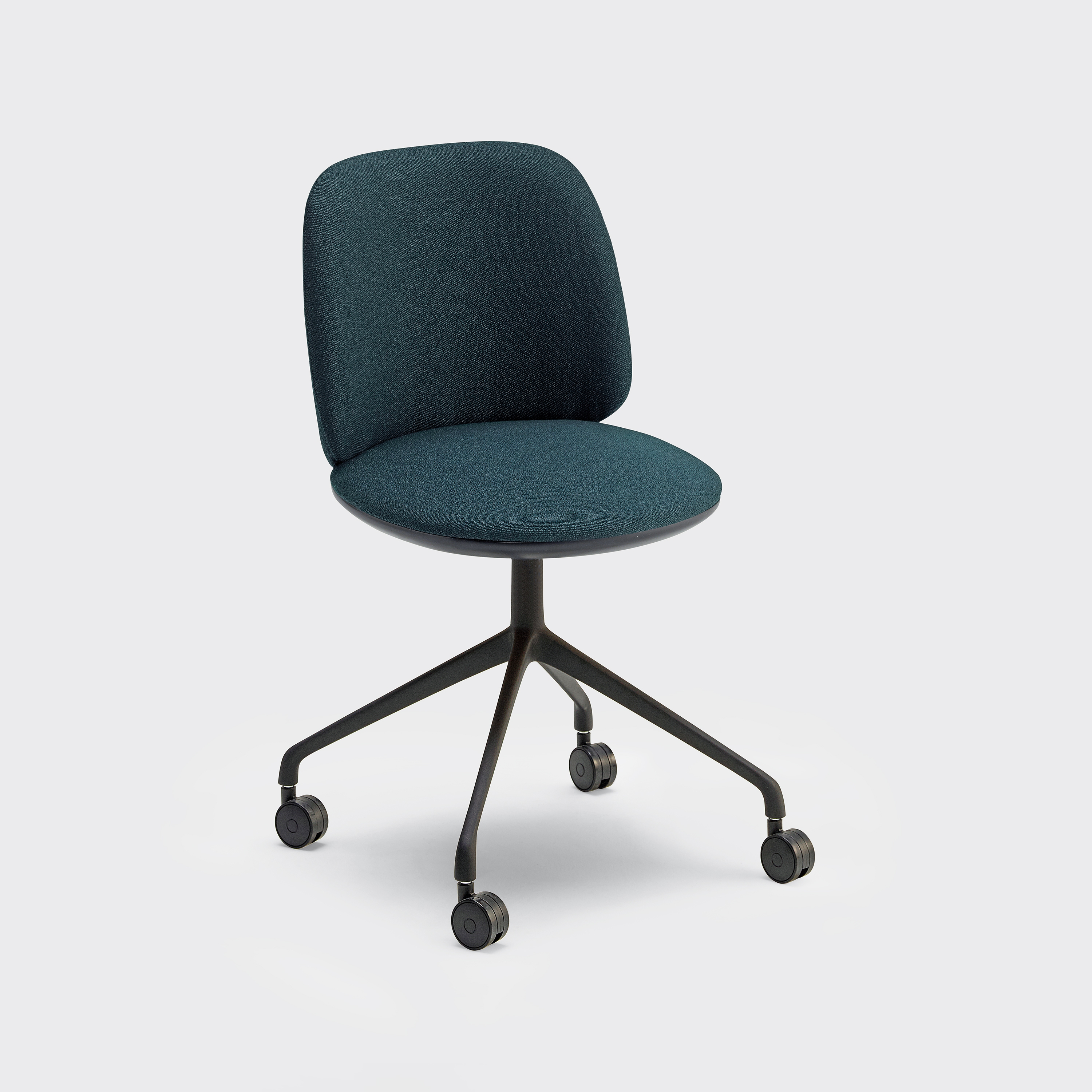 Display product PALMO Swivel Chair A.03.0/F from manufacturer Cantarutti