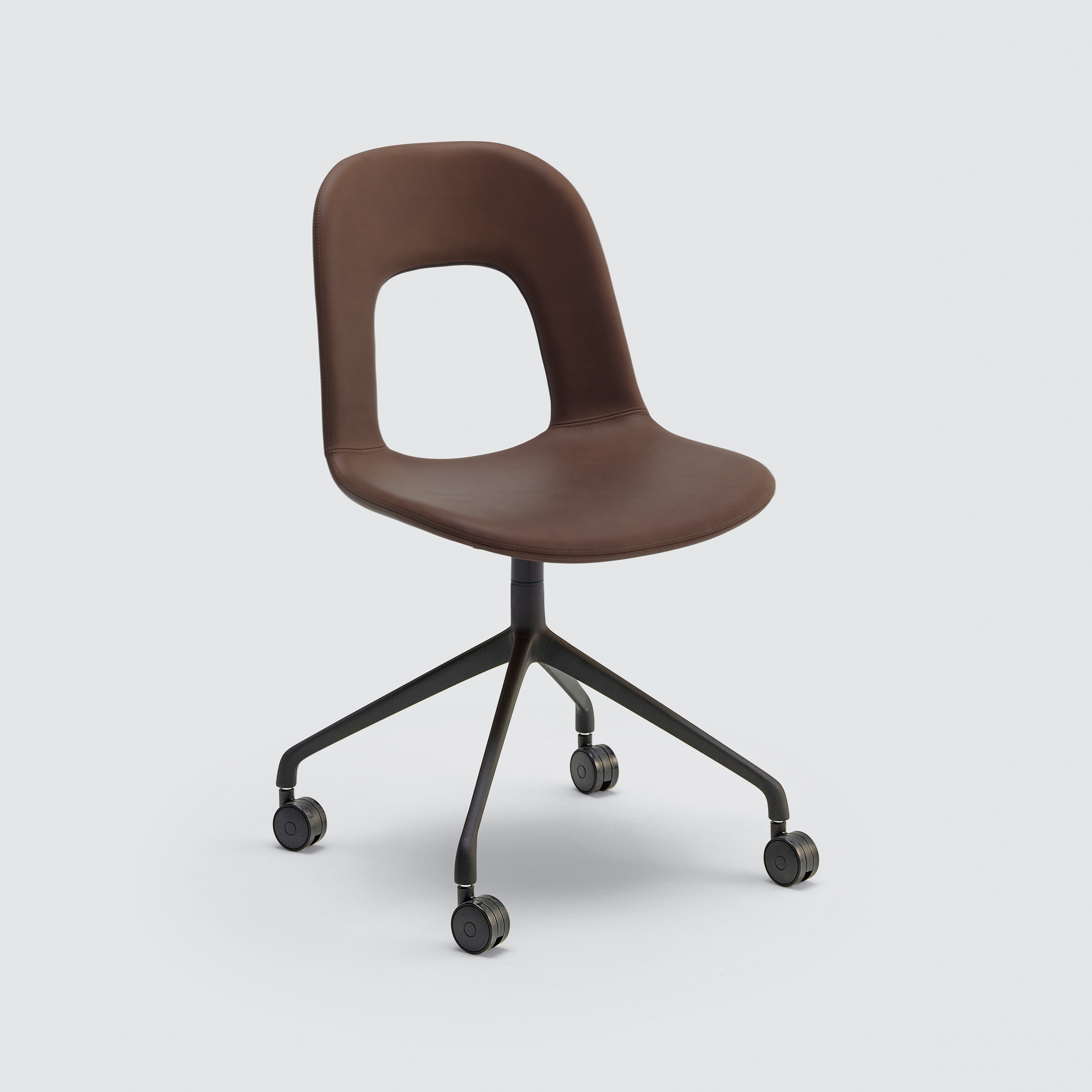 Afficher le produit RIBBON Swivel Chair A.34.0/F du fabricant Cantarutti