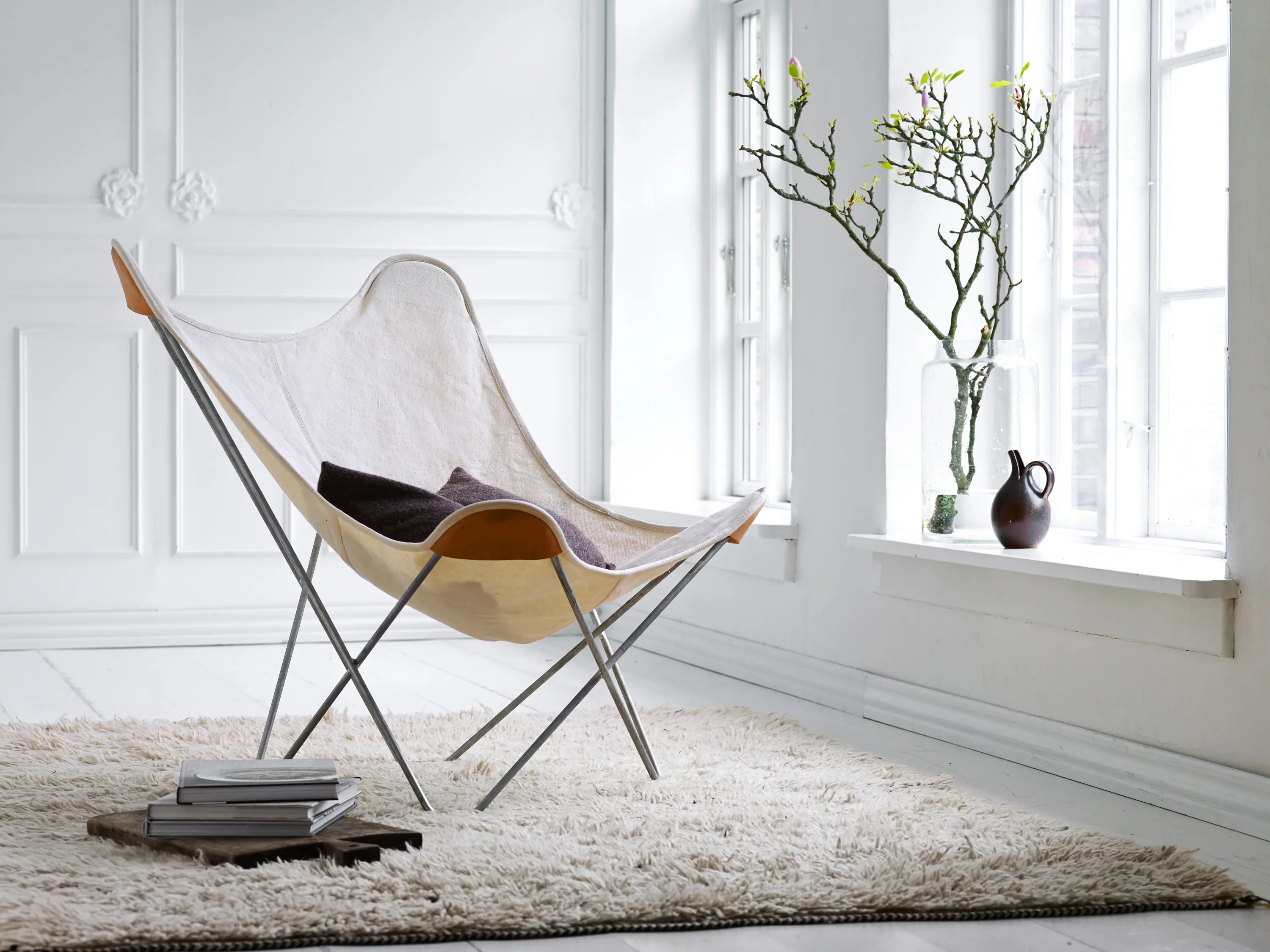 Cuero Design - Canvas Mariposa Butterfly Chair White Black Frame
