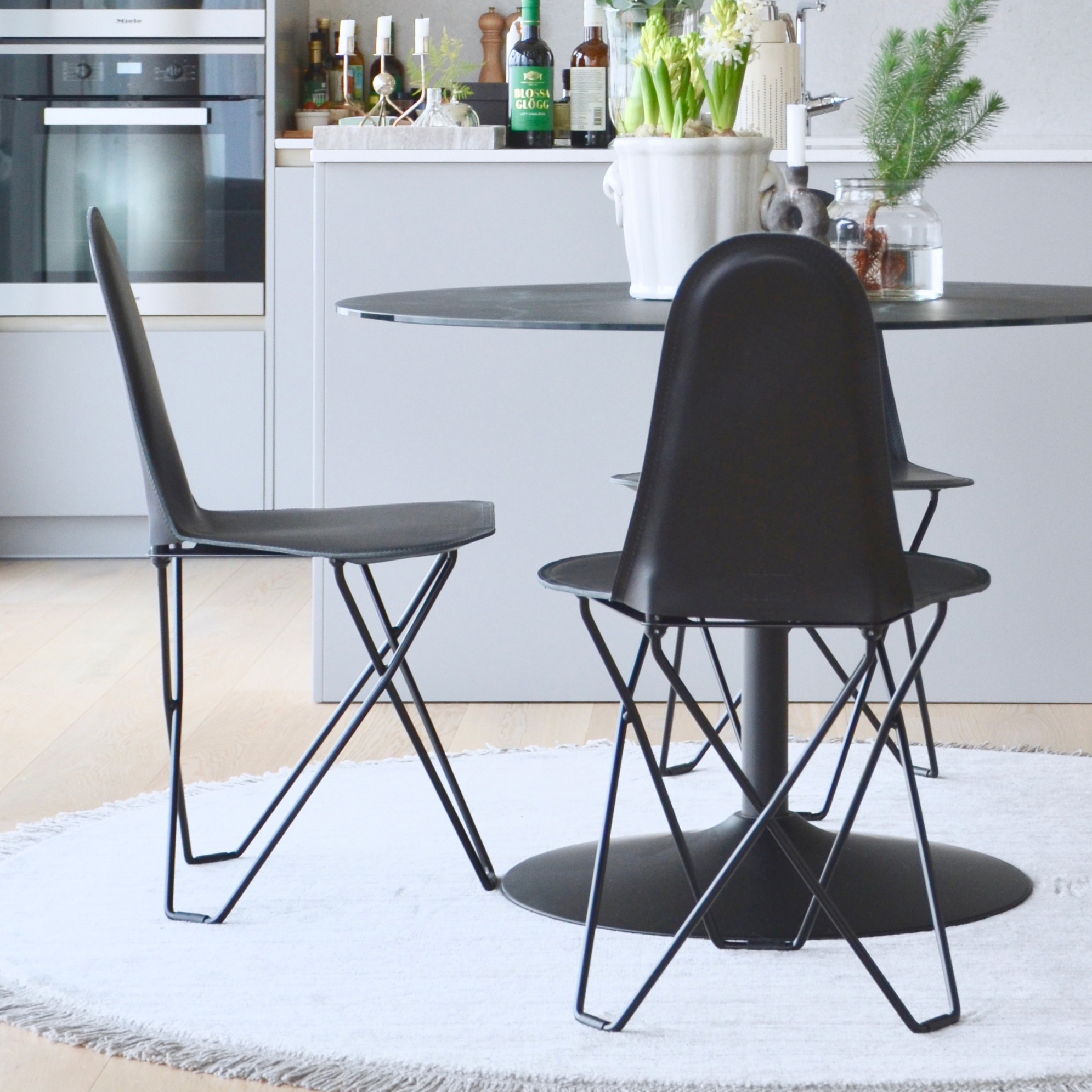 Mostrar el producto Cactus Black Black Frame del fabricante Cuero Design