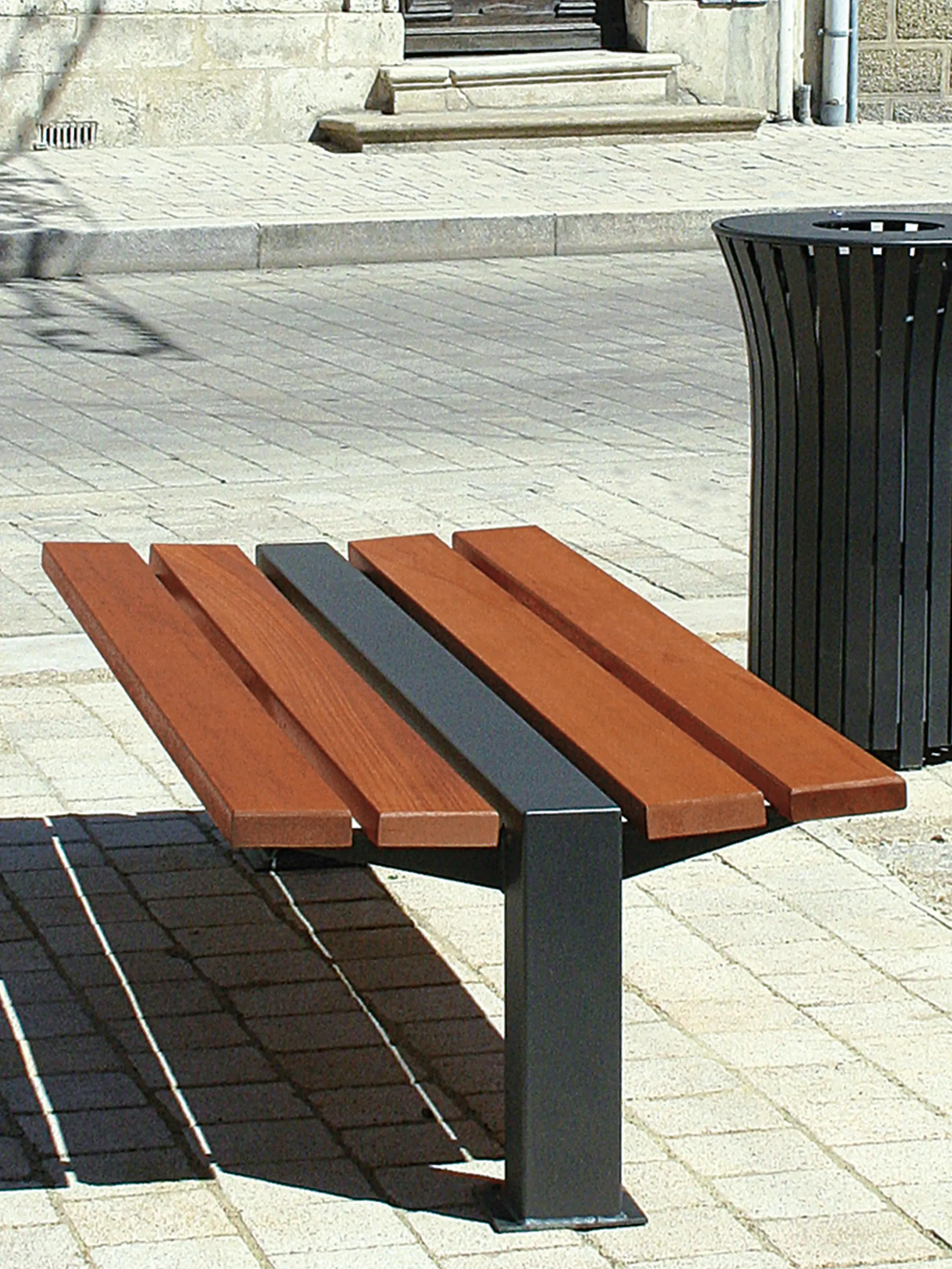 Univers et Cité - Mobilier urbain - Classico Bench seat