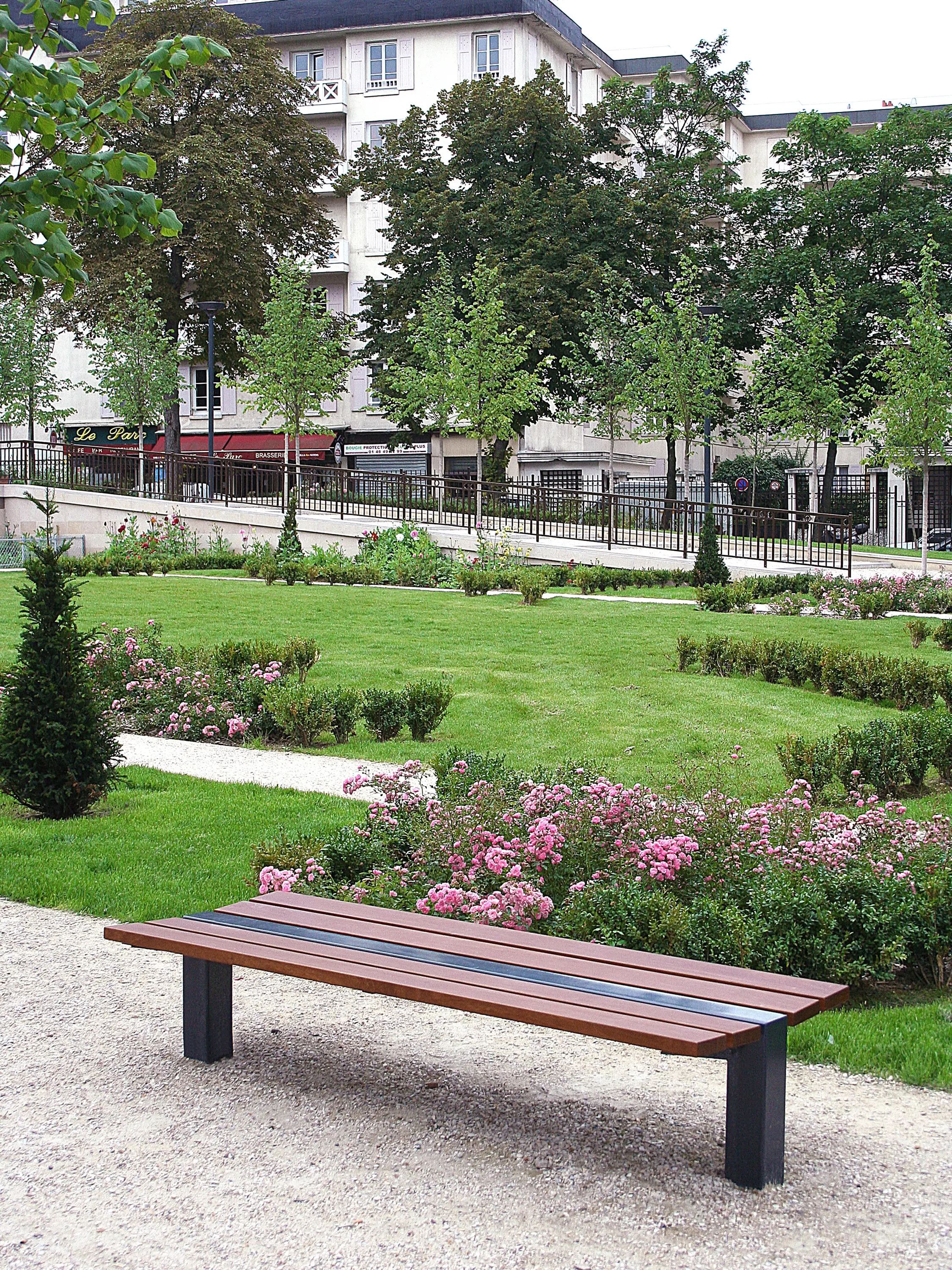 Univers et Cité - Mobilier urbain - Classico Bench seat